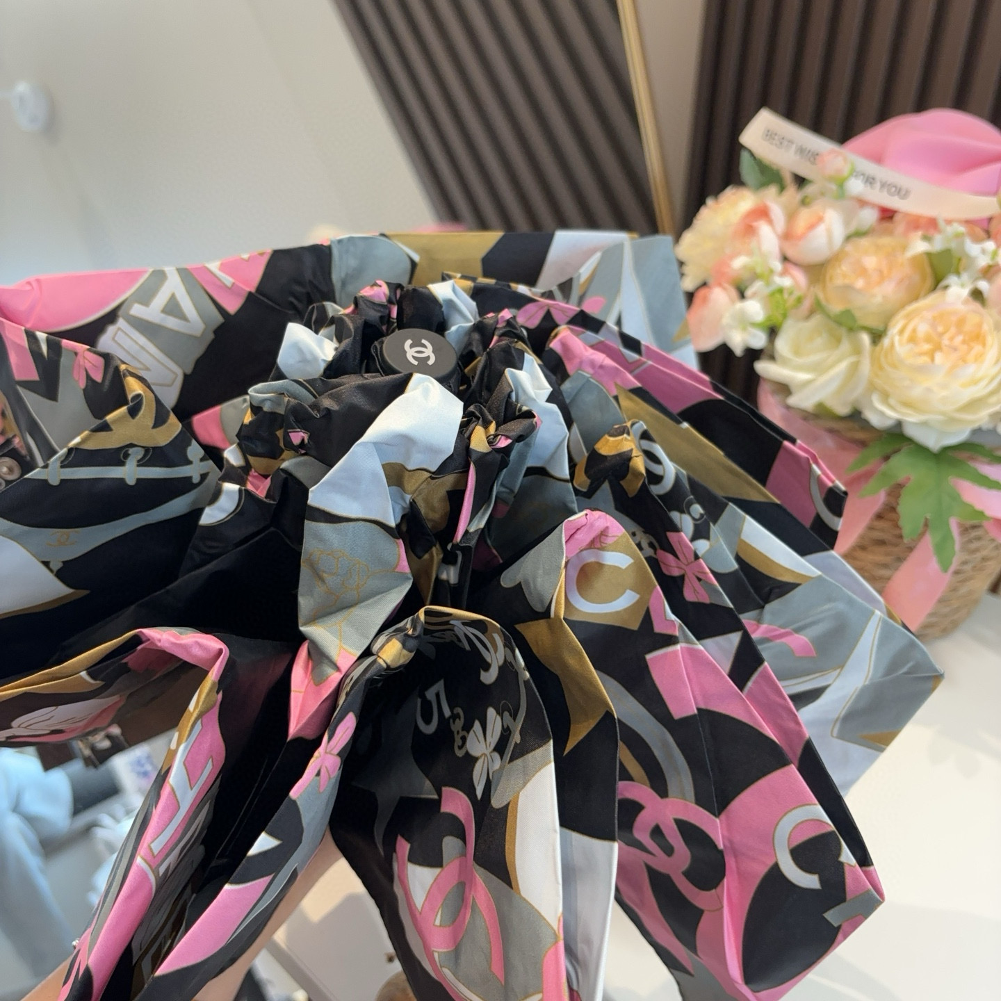  CHANEL（香奈儿）五折手动折叠晴雨伞 选用台 湾进口UV防紫外线伞布 原单代工级品质  🌹2色