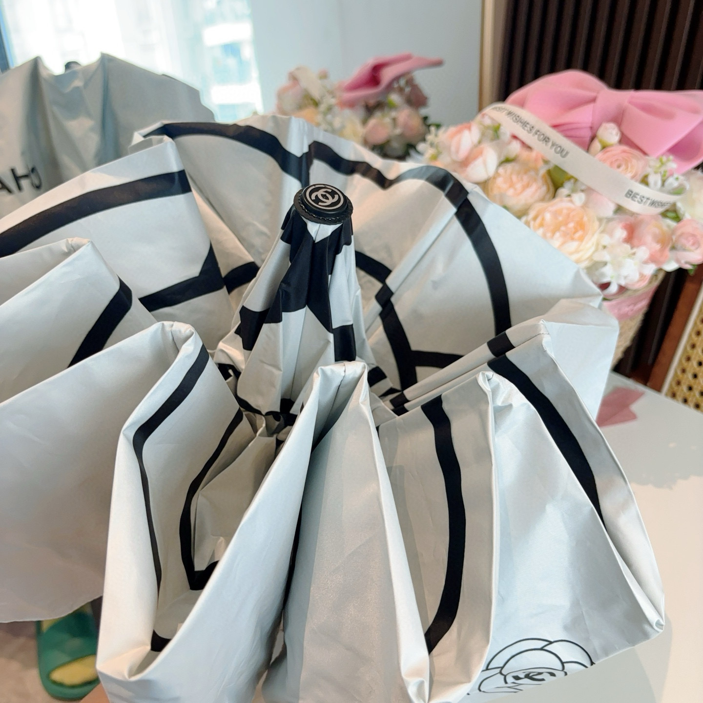  CHANEL（香奈儿）三折自动折叠晴雨伞 选用台湾进口UV防紫外线伞布 原单代工级品质 