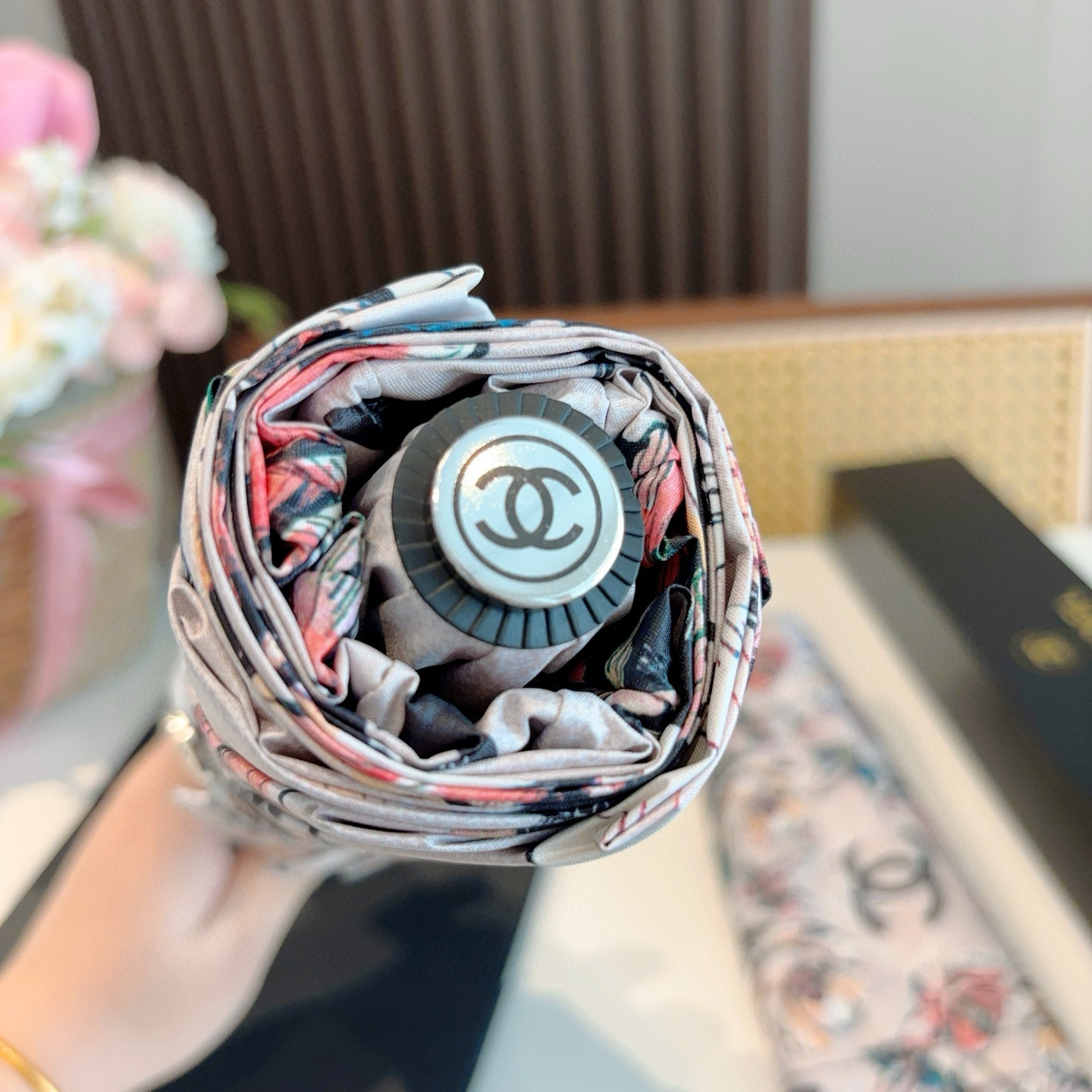  CHANEL（香奈儿）三折自动折叠晴雨伞 选用台湾进口UV防紫外线伞布 原单代工级品质 