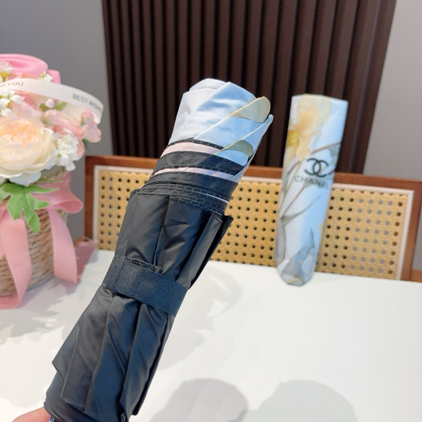  CHANEL（香奈儿）三折手开折叠晴雨伞 选用台湾进口UV防紫外线伞布 原单代工级品质 