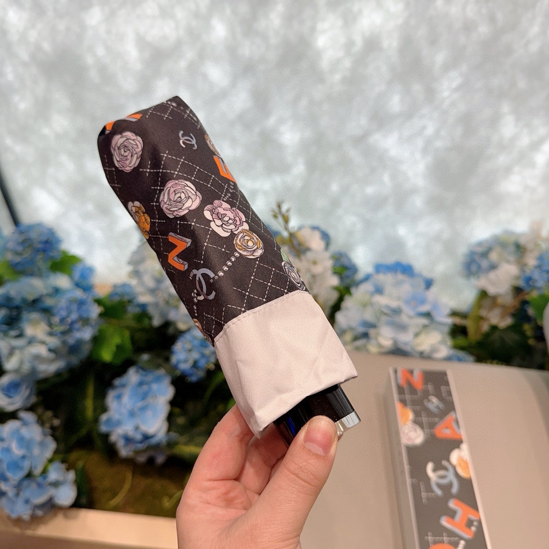  CHANEL（香奈儿）五折手动折叠晴雨伞 选用台湾进口UV防紫外线伞布 原单代工级品质  🌹3色