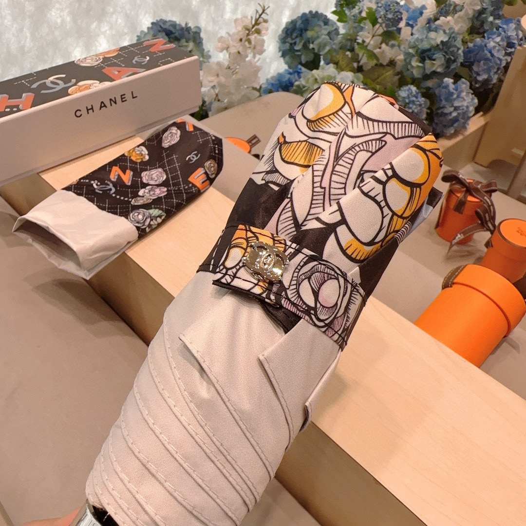  CHANEL（香奈儿）五折手动折叠晴雨伞 选用台湾进口UV防紫外线伞布 原单代工级品质  🌹3色