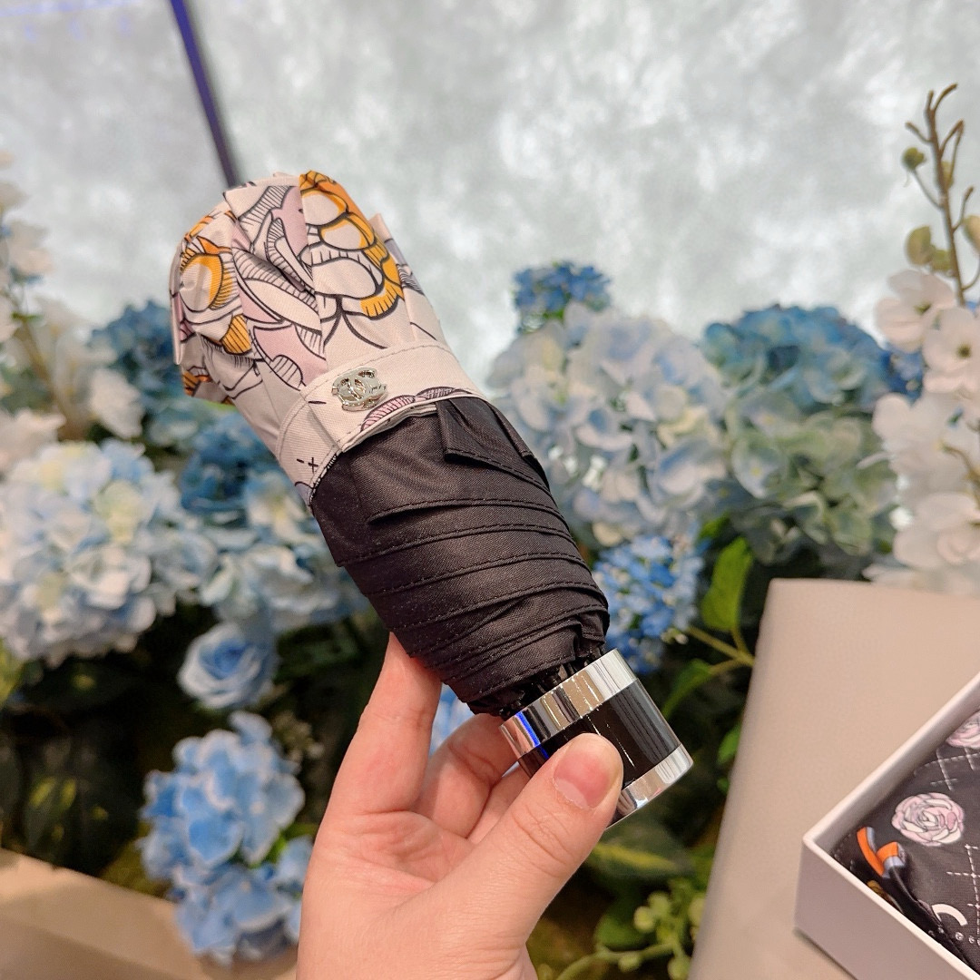  CHANEL（香奈儿）五折手动折叠晴雨伞 选用台湾进口UV防紫外线伞布 原单代工级品质  🌹3色