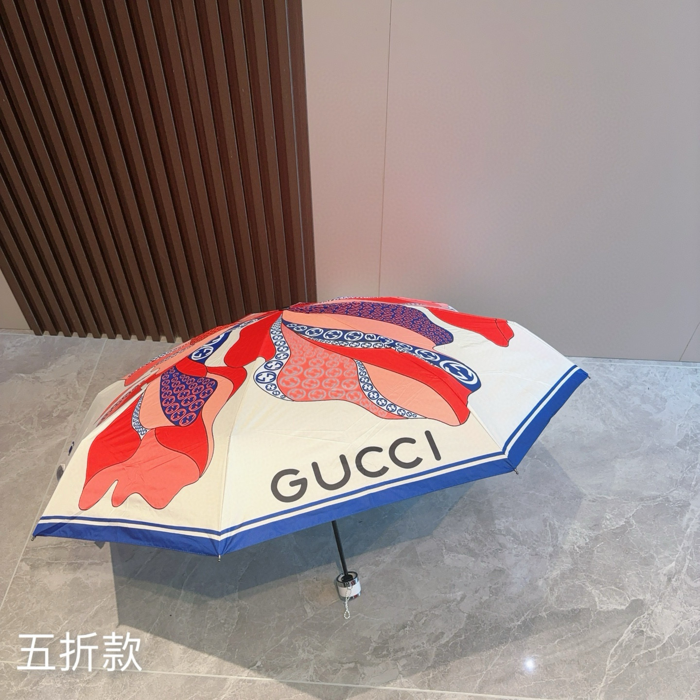 GUCCI（古奇）新款  五折手开折叠晴雨伞 选用台湾进口UV防紫外线伞布 原单代工级品质  🌹