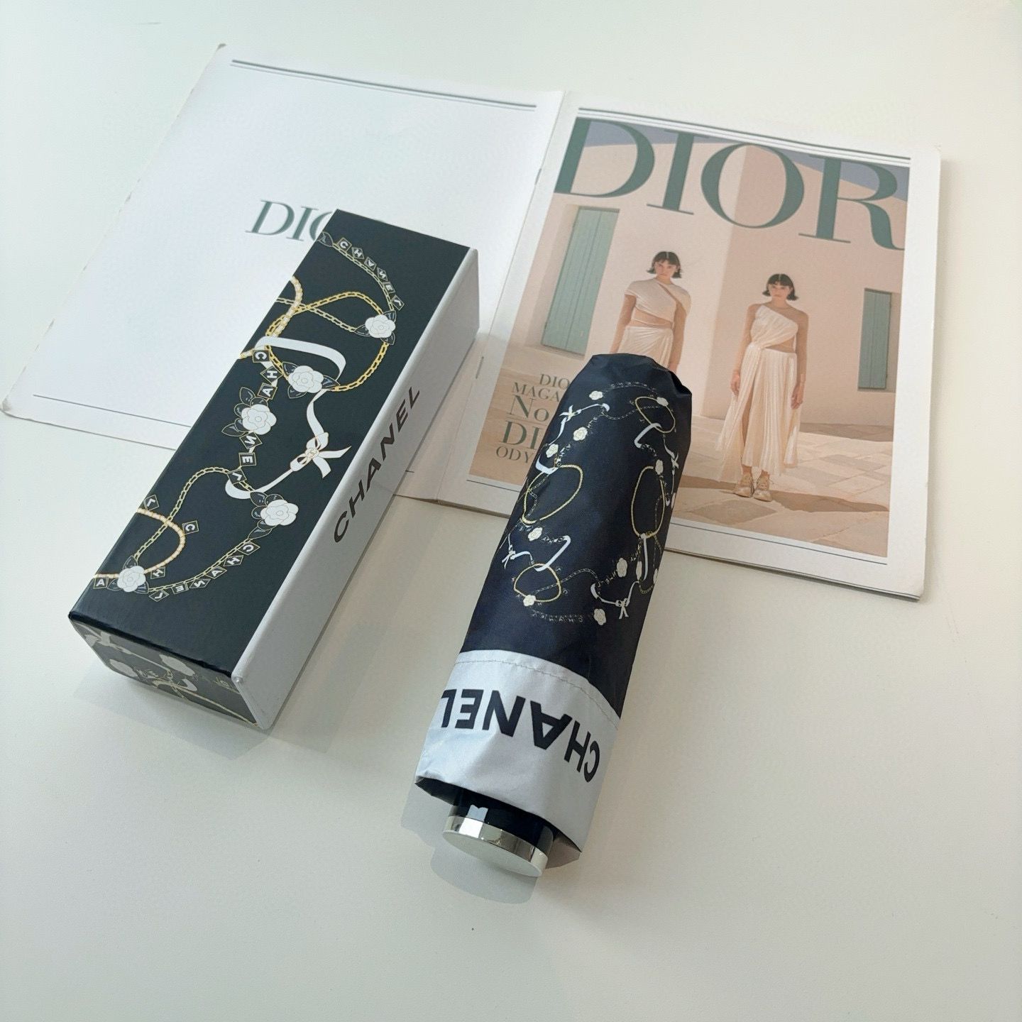  CHANEL（香奈儿）五折手动折叠晴雨伞 选用台 湾进口UV防紫外线伞布 原单代工级品质  🌹2色