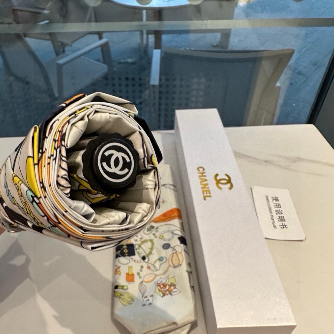  CHANEL（香奈儿）三折自动折叠晴雨伞 选用台湾进口UV防紫外线伞布 原单代工级品质 2色