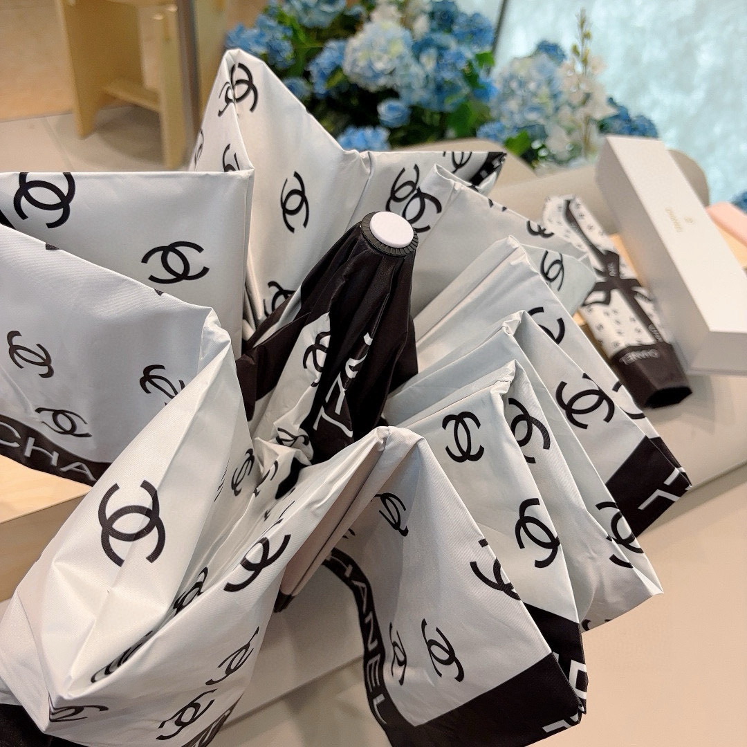  CHANEL（香奈儿）三折自动折叠晴雨伞 选用台湾进口UV防紫外线伞布 原单代工级品质 2色