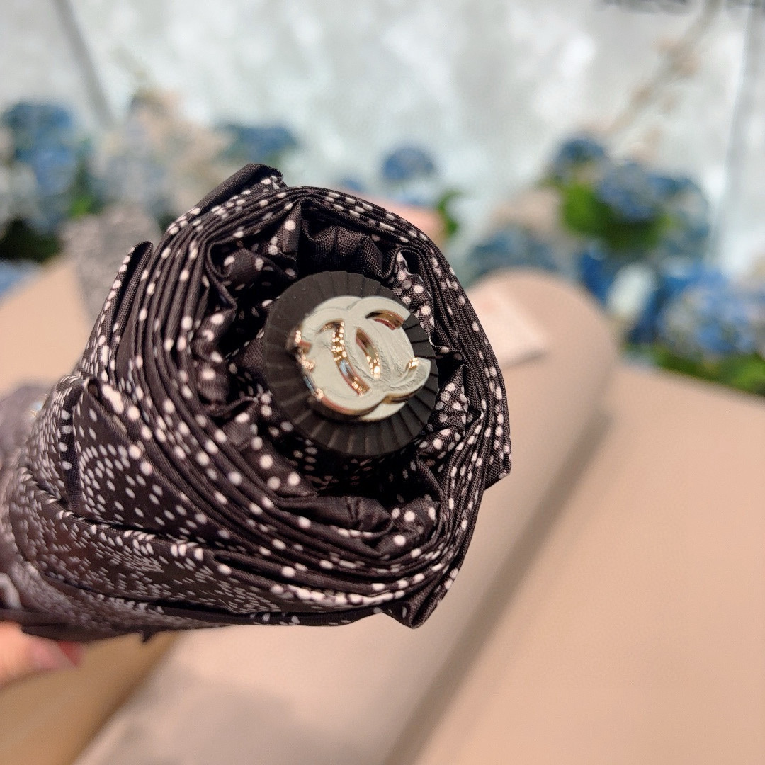  CHANEL（香奈儿）三折自动折叠晴雨伞 选用台湾进口UV防紫外线伞布 原单代工级品质 2色