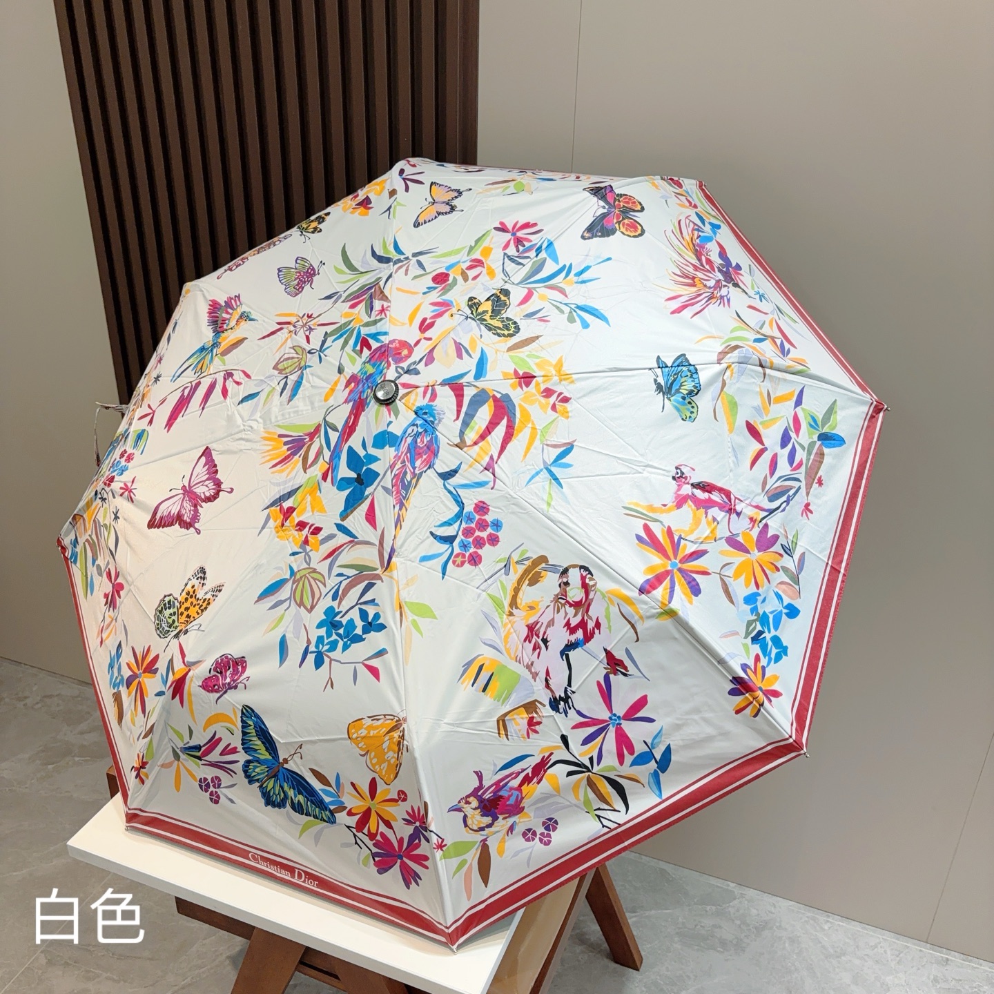  DIOR（迪奥）三折自动折叠晴雨伞  时尚原单代工品质 细节精致 看得见的品质 打破一成不变 色泽纯正
