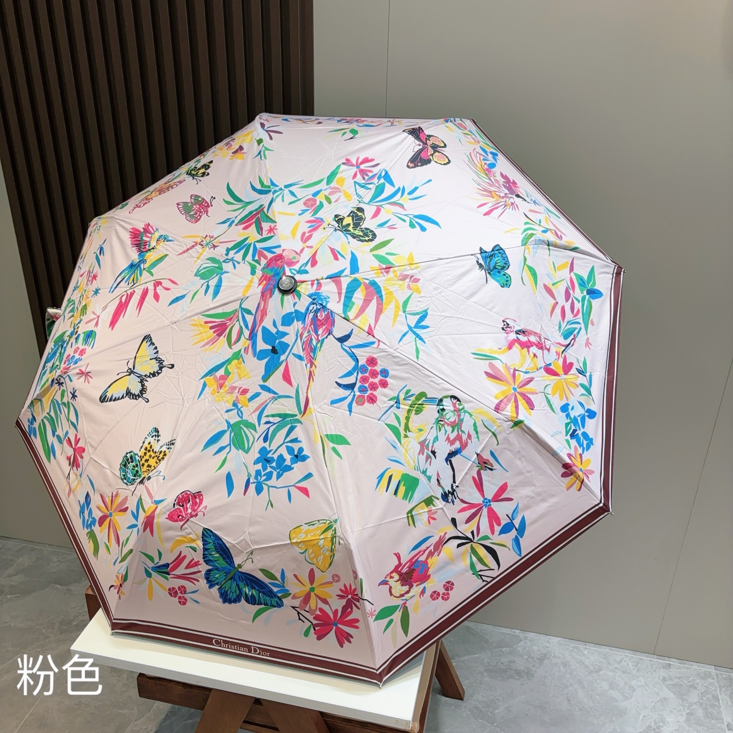  DIOR（迪奥）三折自动折叠晴雨伞  时尚原单代工品质 细节精致 看得见的品质 打破一成不变 色泽纯正