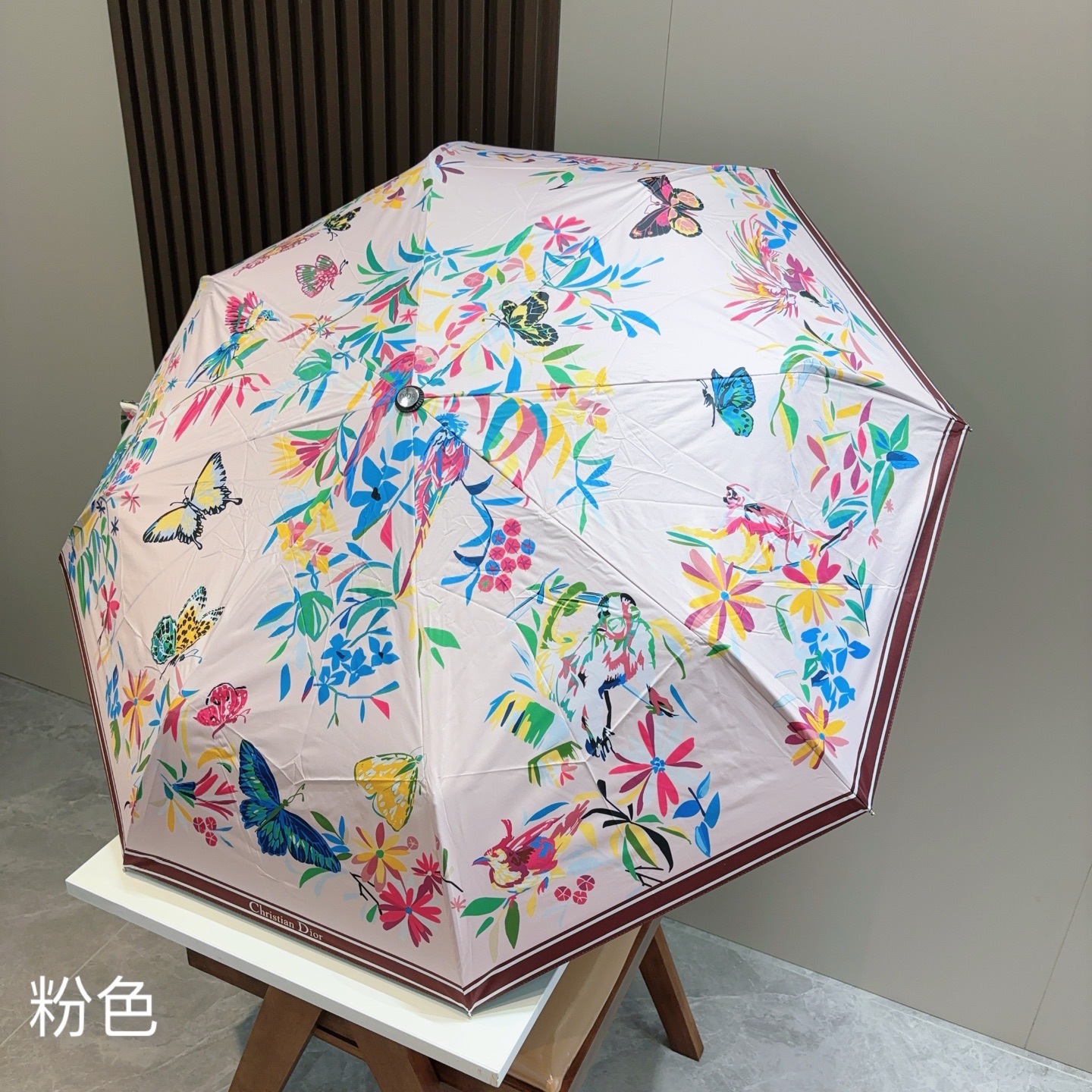  DIOR（迪奥）三折自动折叠晴雨伞  时尚原单代工品质 细节精致 看得见的品质 打破一成不变 色泽纯正
