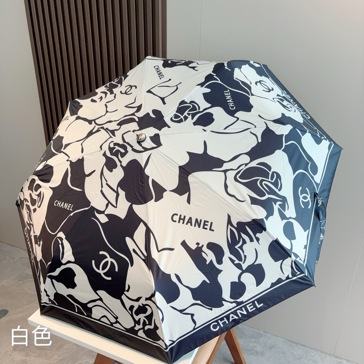 CHANEL香奈儿 三折自动折叠晴雨伞 时尚原单代工品质 细节精致 看得见的品质 打破一成不变 色泽纯正