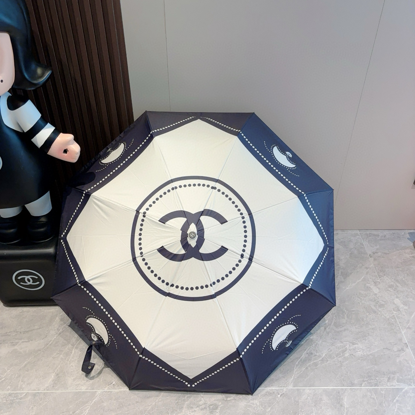  CHANEL（香奈儿）三折自动折叠晴雨伞 选用台湾进口UV防紫外线伞布 原单代工级品质 