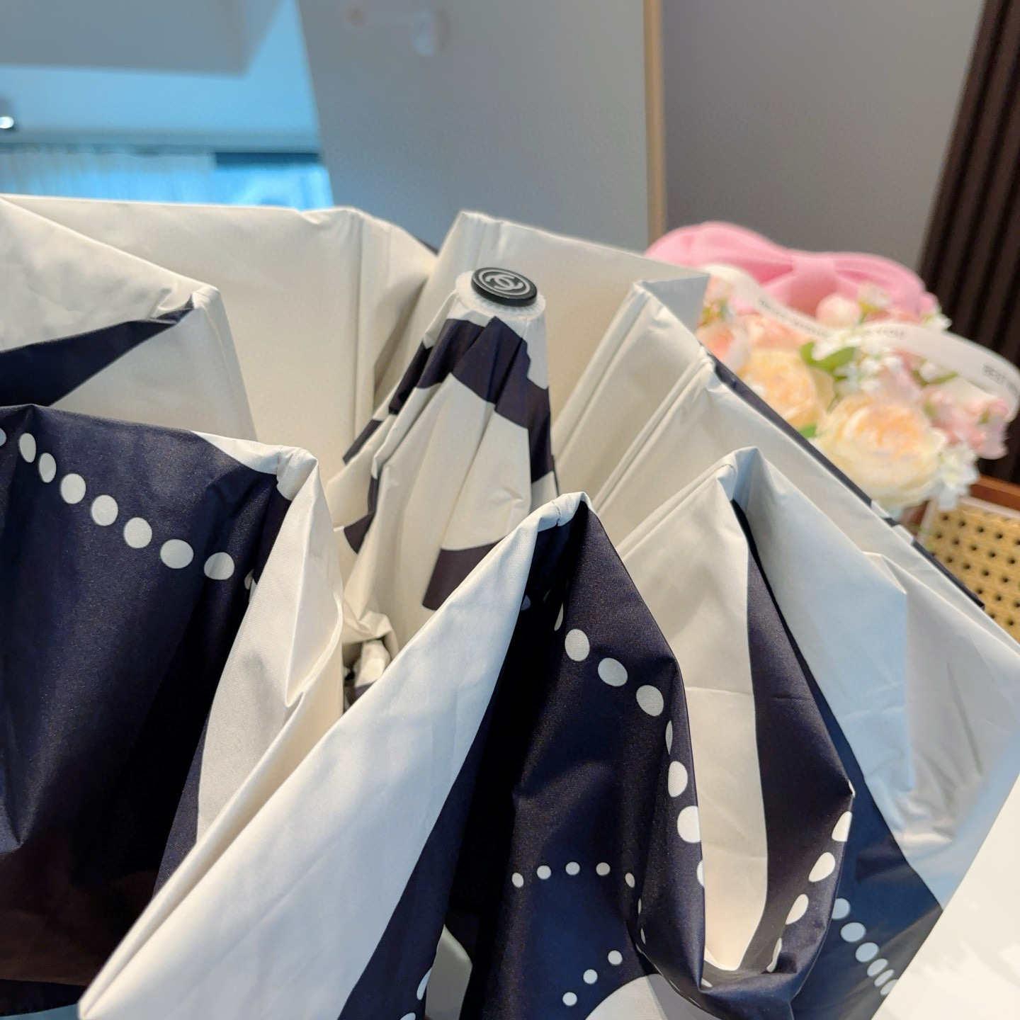  CHANEL（香奈儿）三折自动折叠晴雨伞 选用台湾进口UV防紫外线伞布 原单代工级品质 