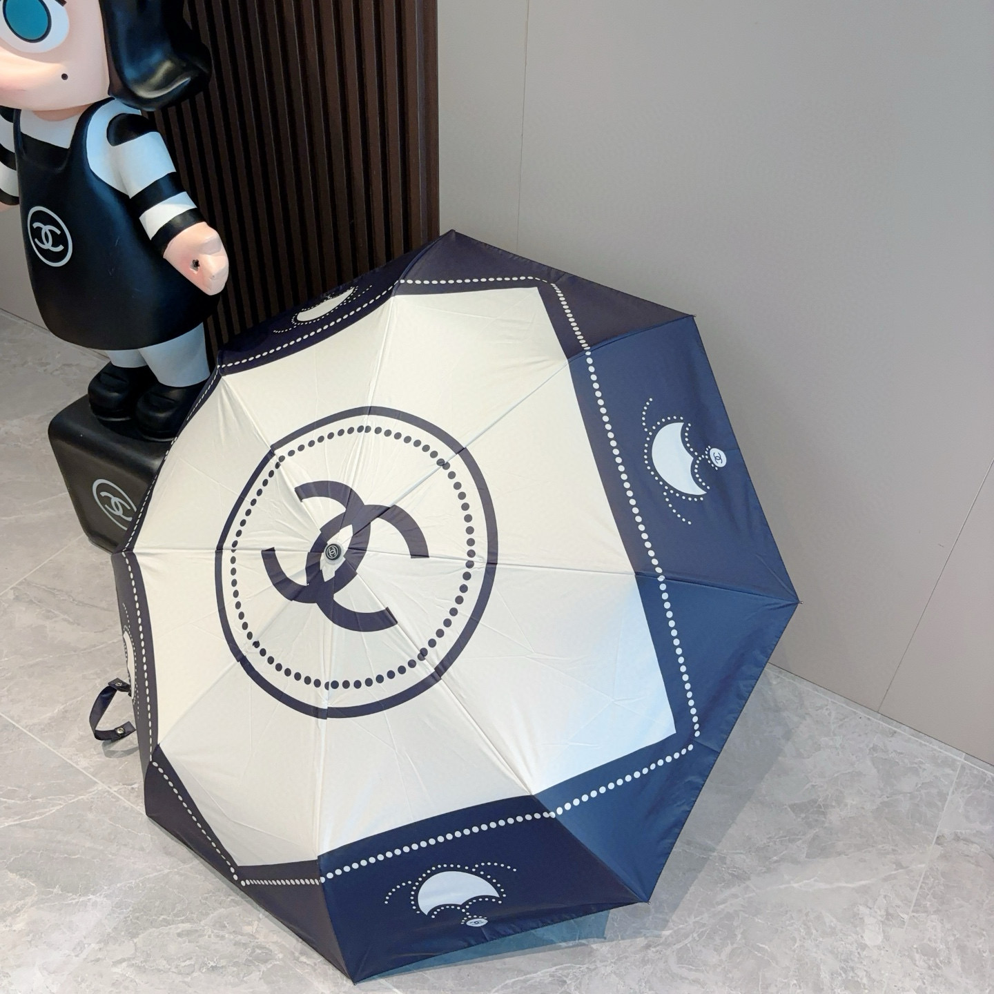  CHANEL（香奈儿）三折自动折叠晴雨伞 选用台湾进口UV防紫外线伞布 原单代工级品质 