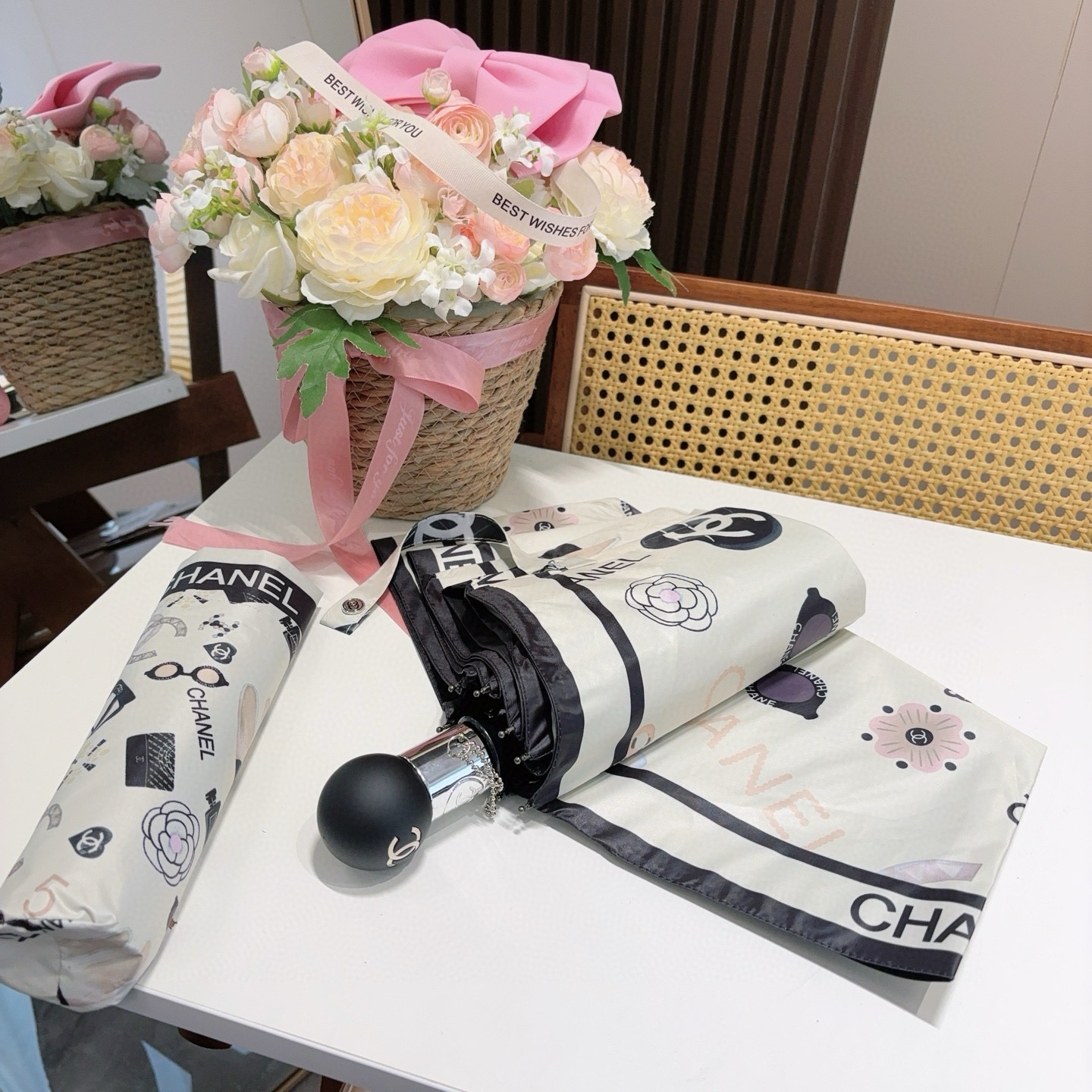  CHANEL（香奈儿）三折自动折叠晴雨伞 选用台湾进口UV防紫外线伞布 原单代工级品质 