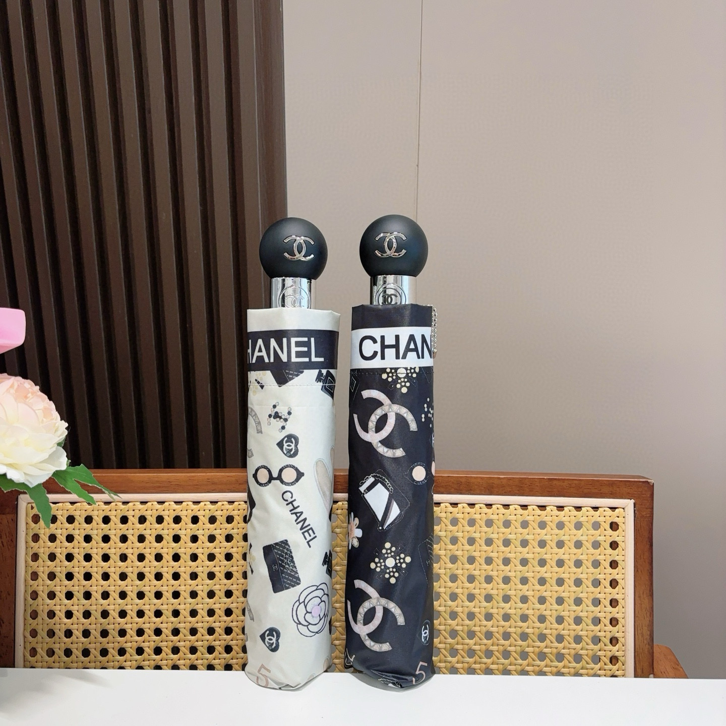  CHANEL（香奈儿）三折自动折叠晴雨伞 选用台湾进口UV防紫外线伞布 原单代工级品质 