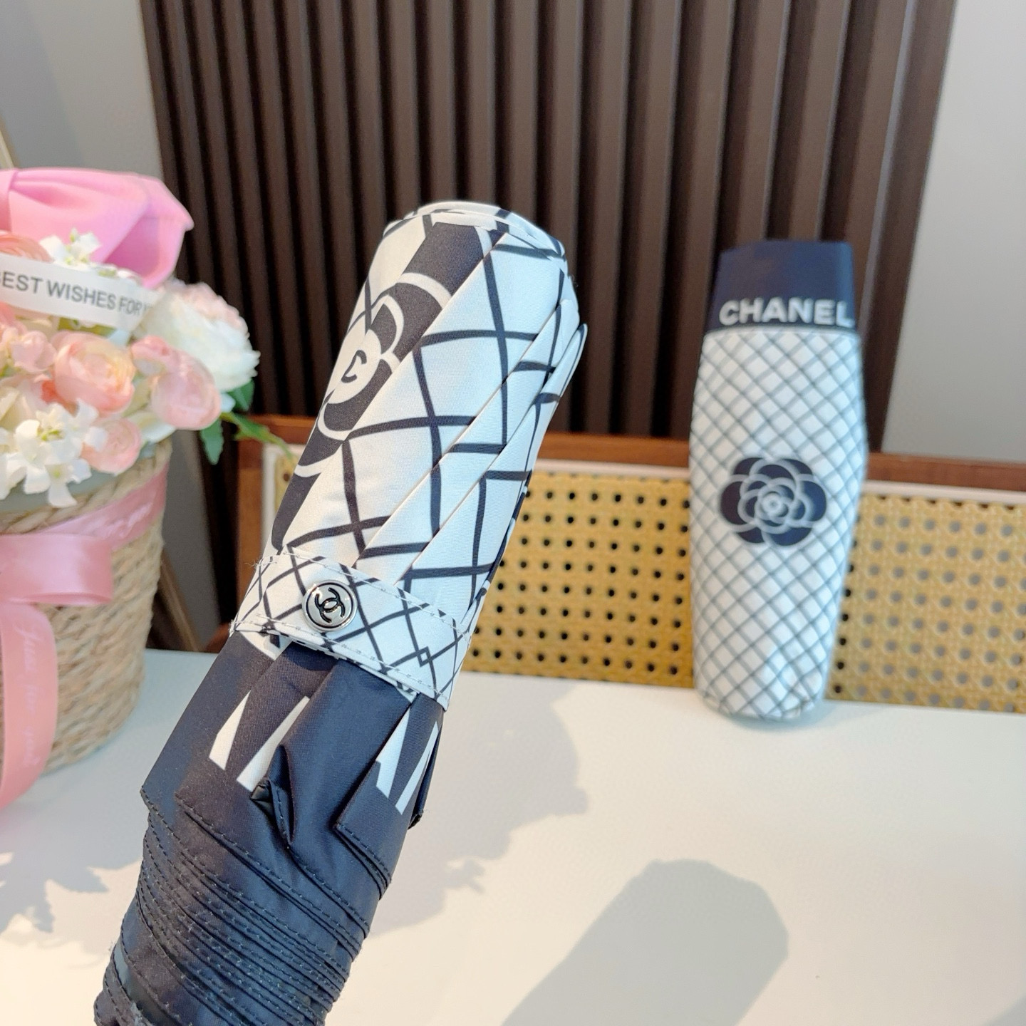  CHANEL（香奈儿）三折自动折叠晴雨伞 选用台湾进口UV防紫外线伞布 原单代工级品质 