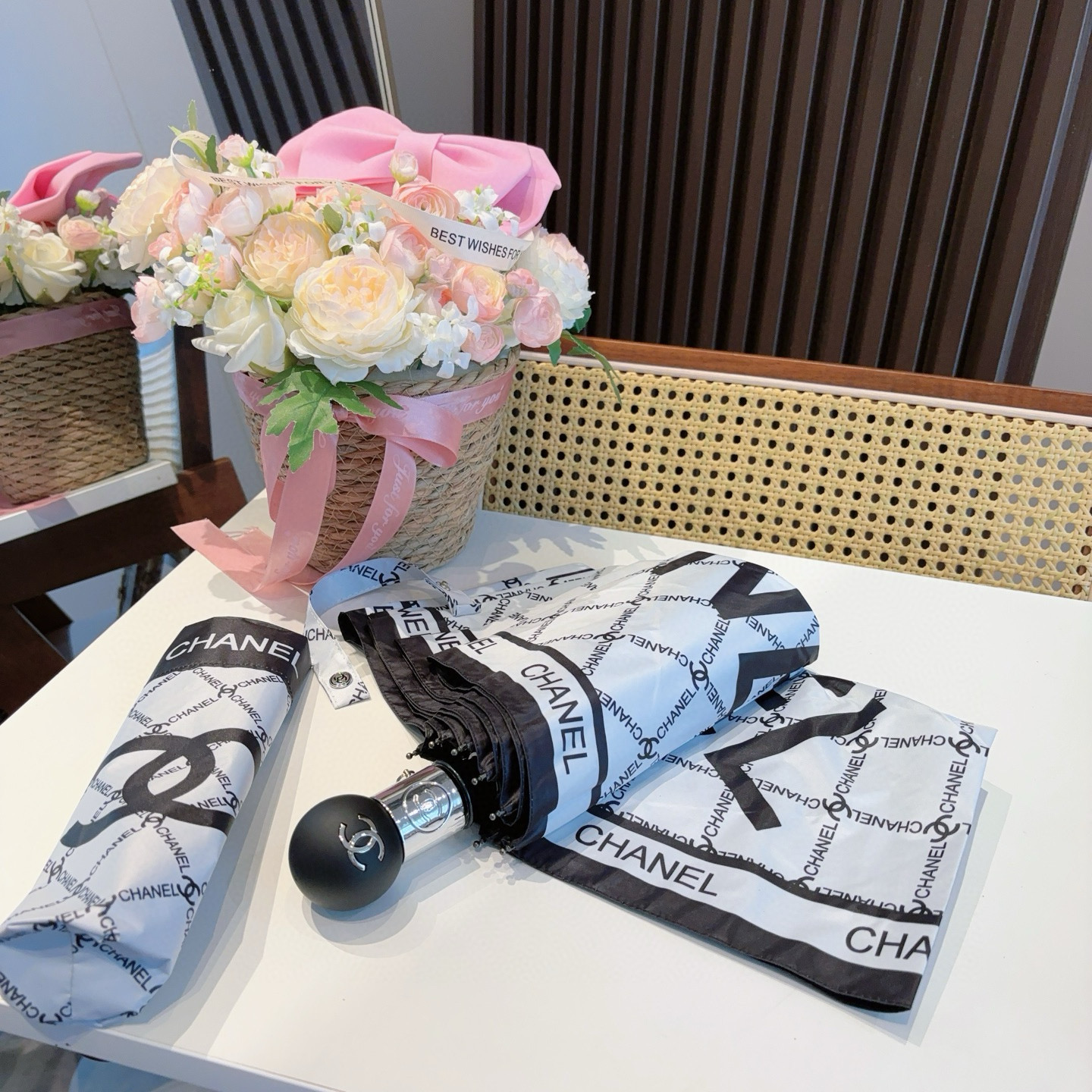  CHANEL（香奈儿）三折自动折叠晴雨伞 选用台湾进口UV防紫外线伞布 原单代工级品质 