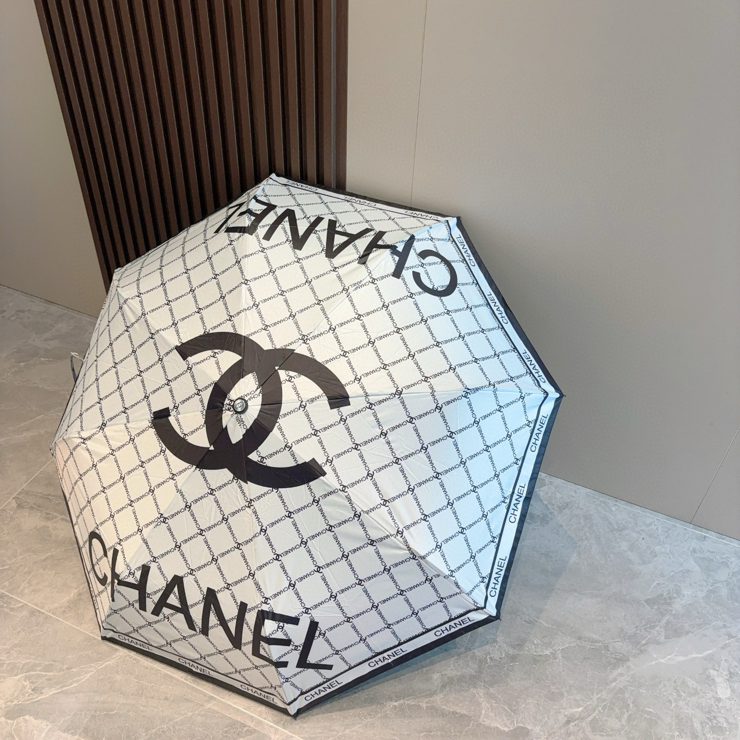  CHANEL（香奈儿）三折自动折叠晴雨伞 选用台湾进口UV防紫外线伞布 原单代工级品质 