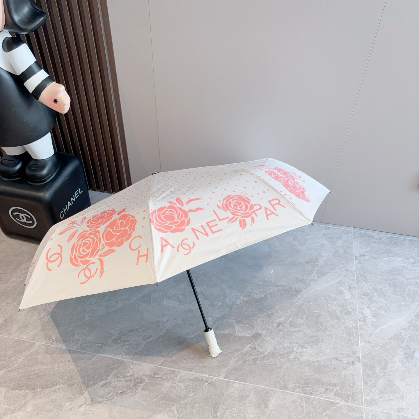  CHANEL（香奈儿）三折自动折叠晴雨伞 选用台湾进口UV防紫外线伞布 原单代工级品质 