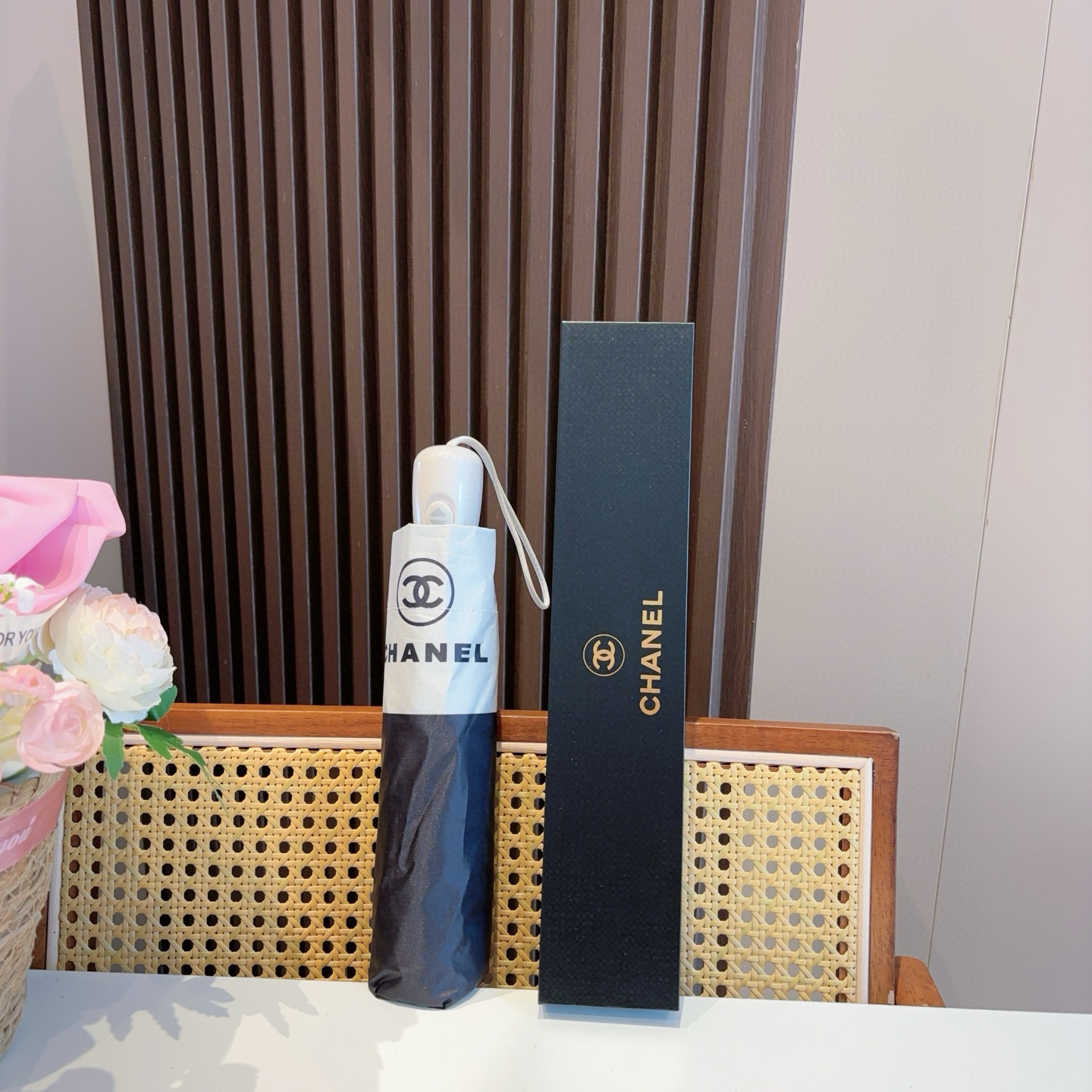  CHANEL（香奈儿）三折自动折叠晴雨伞 选用台湾进口UV防紫外线伞布 原单代工级品质 