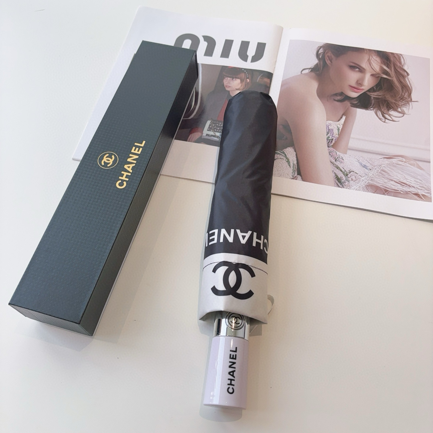  CHANEL（香奈儿）三折自动折叠晴雨伞 选用台湾进口UV防紫外线伞布 原单代工级品质 