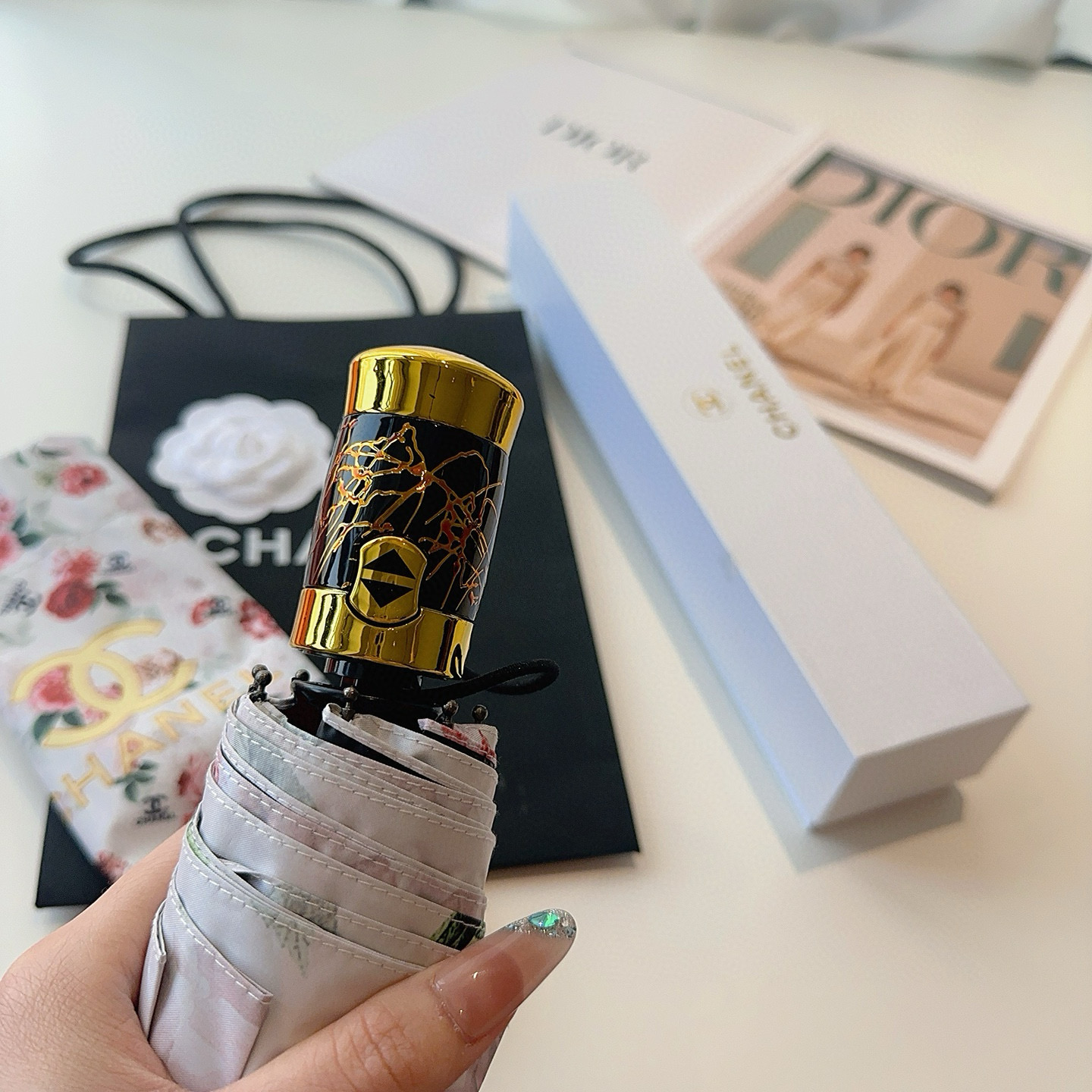  CHANEL（香奈儿）三折自动折叠晴雨伞 选用台湾进口UV防紫外线伞布 原单代工级品质 