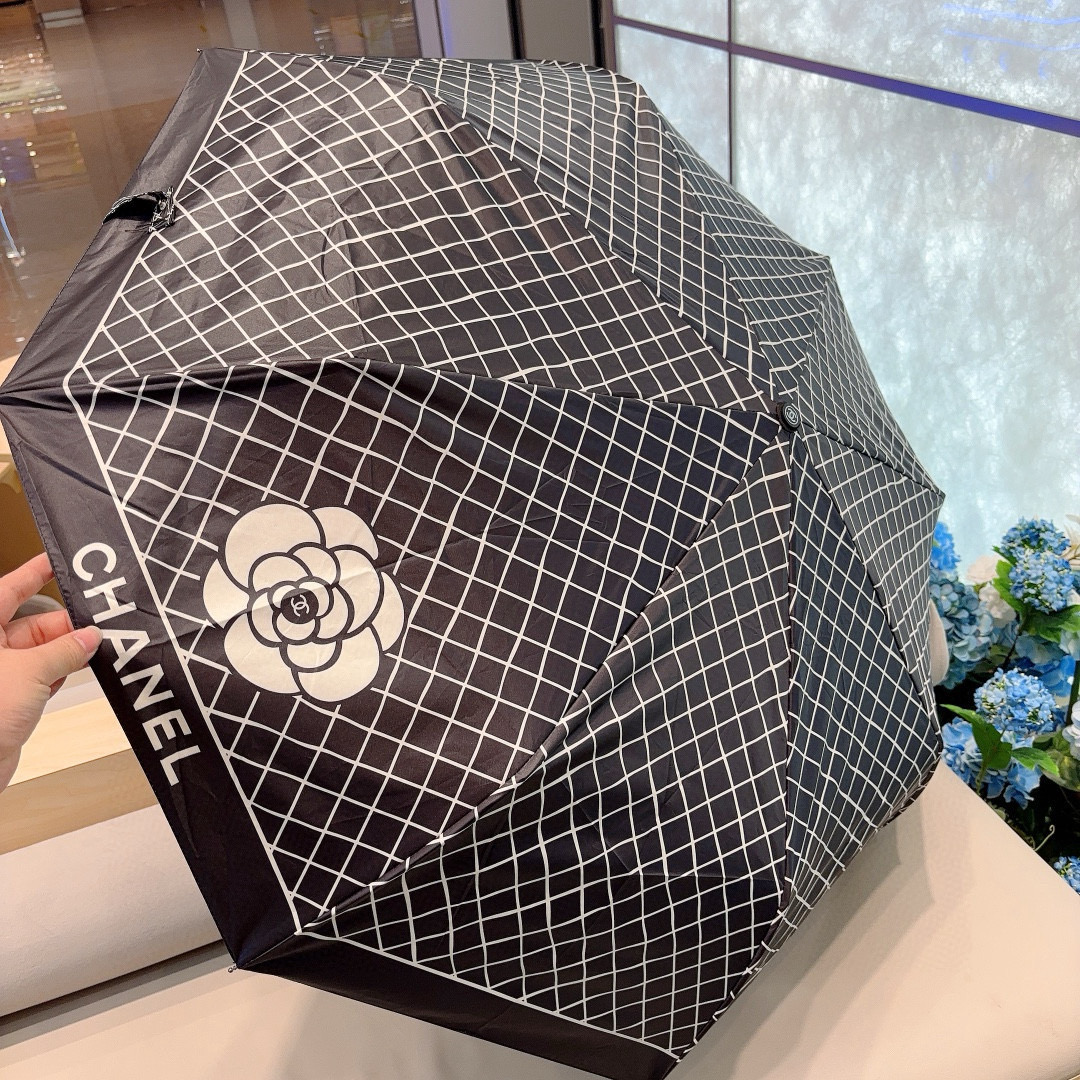  CHANEL（香奈儿）三折自动折叠晴雨伞 选用台湾进口UV防紫外线伞布 原单代工级品质 