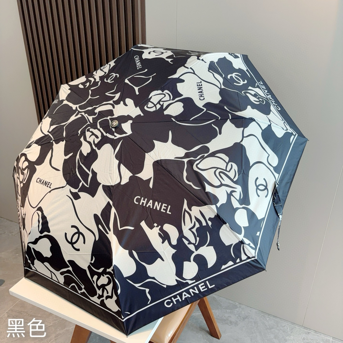  CHANEL香奈儿 三折自动折叠晴雨伞  时尚原单代工品质 细节精致 看得见的品质 打破一成不变 色泽