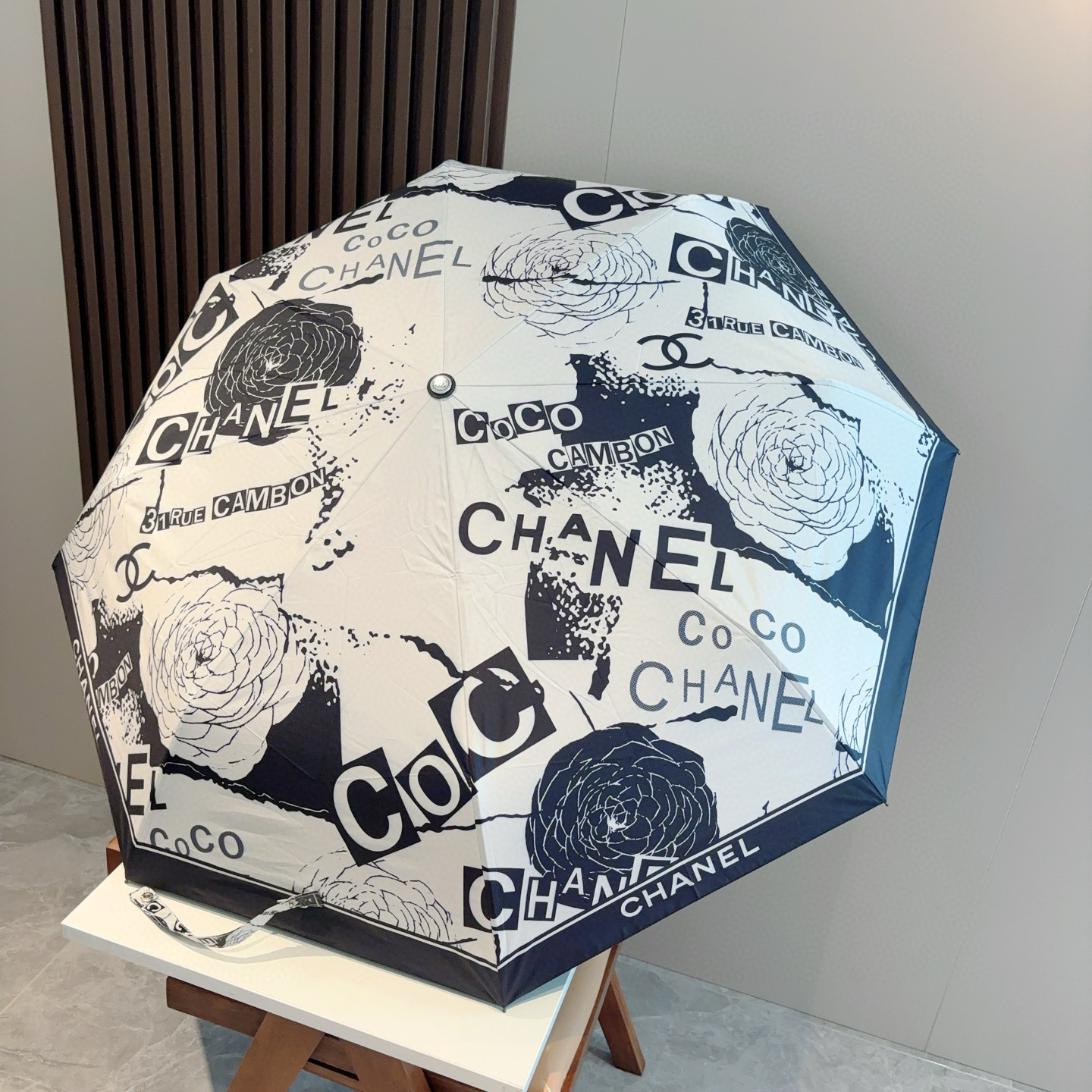  CHANEL香奈儿 三折自动折叠晴雨伞  时尚原单代工品质 细节精致 看得见的品质 打破一成不变 色泽