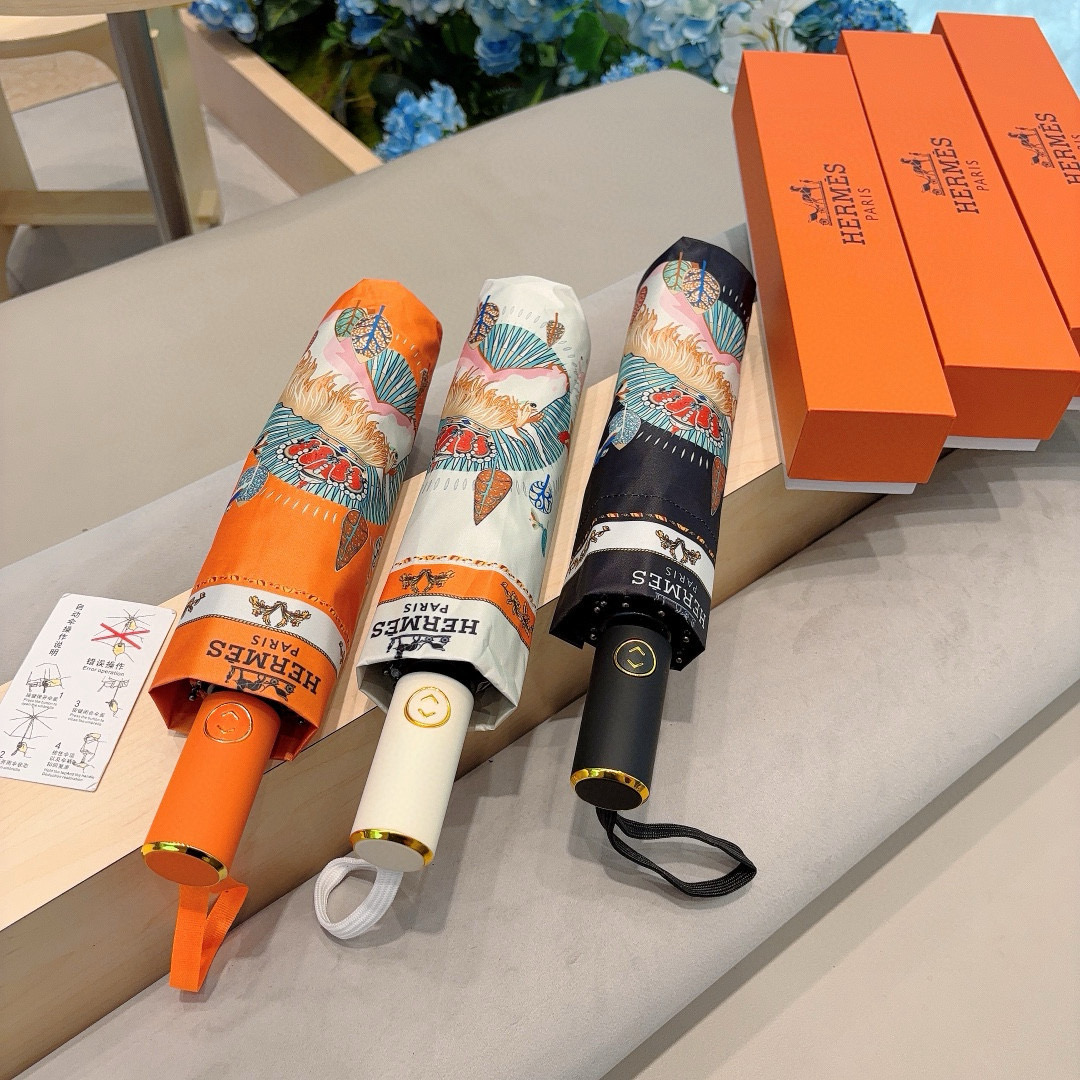 爱马仕（Hermès）   新款 极品H家三折自动伞重磅呈现 以其精湛的工艺技术和源源不断的想像力 新涂