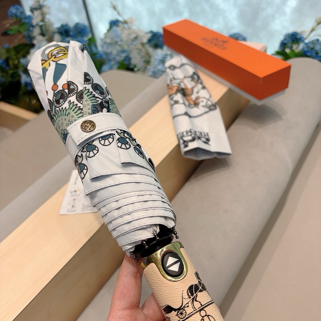 爱马仕（Hermès）   新款 极品H家三折自动伞重磅呈现 以其精湛的工艺技术和源源不断的想像力 新涂