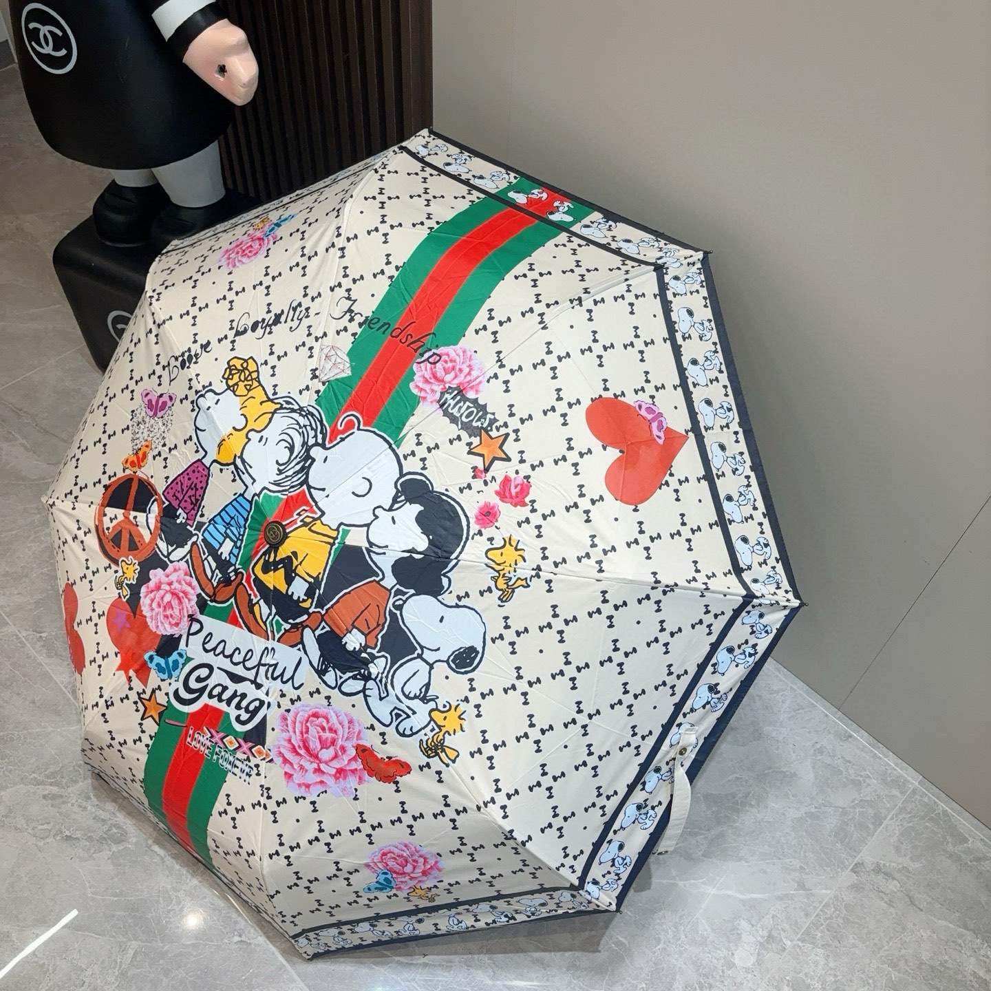  GUCCI古奇 三折自动折叠晴雨伞  时尚原单代工品质 细节精致 看得见的品质 打破一成不变 色泽纯正
