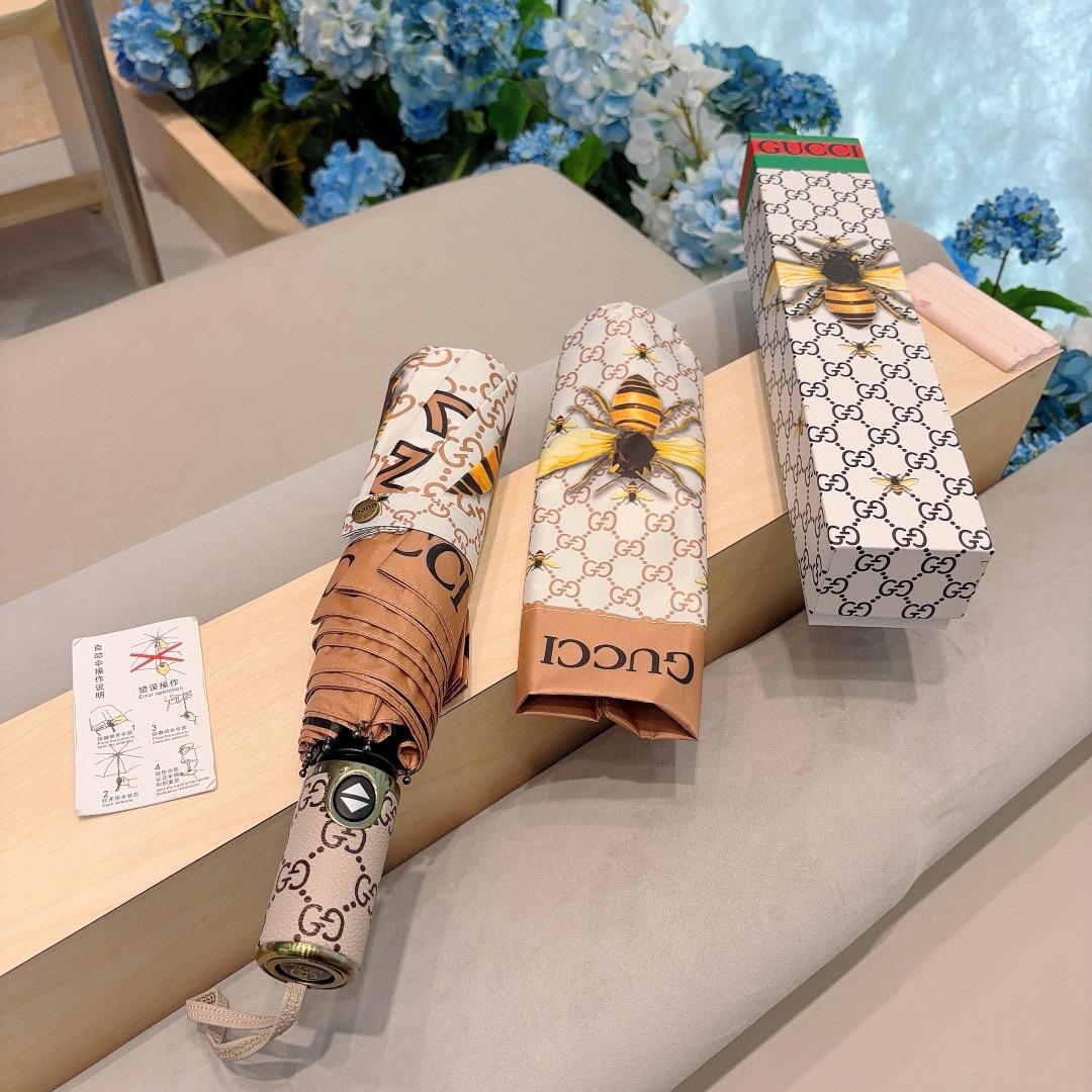  GUCCI古奇 三折自动折叠晴雨伞  时尚原单代工品质 细节精致 看得见的品质 打破一成不变 色泽纯正