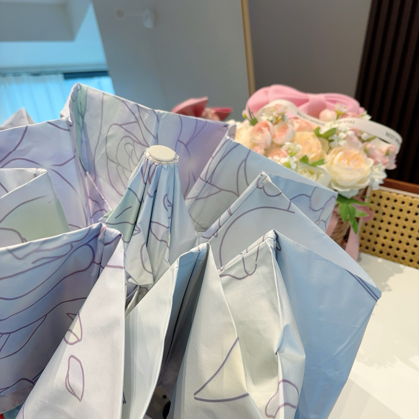  GUCCI古奇 三折自动折叠晴雨伞  时尚原单代工品质 细节精致 看得见的品质 打破一成不变 色泽纯正