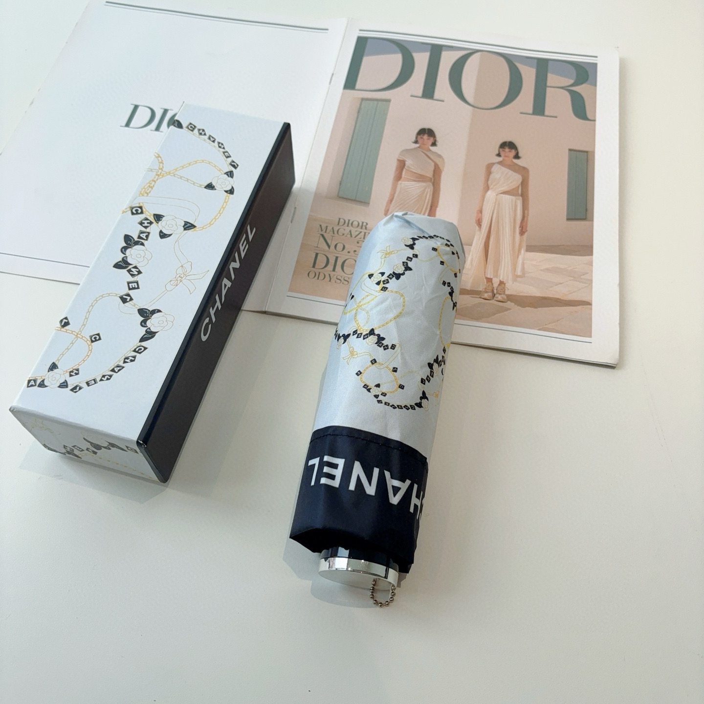  CHANEL（香奈儿）五折手动折叠晴雨伞 选用台 湾进口UV防紫外线伞布 原单代工级品质  🌹2色