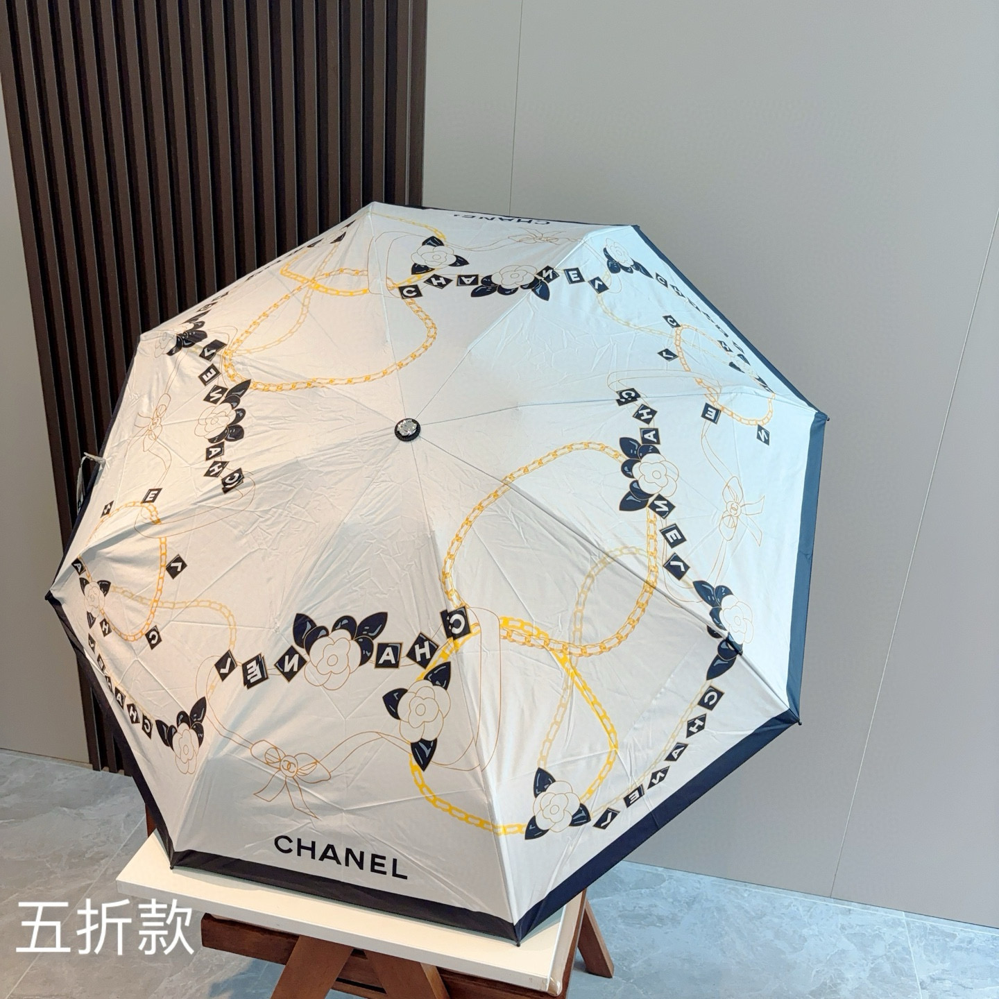  CHANEL（香奈儿）五折手动折叠晴雨伞 选用台 湾进口UV防紫外线伞布 原单代工级品质  🌹2色