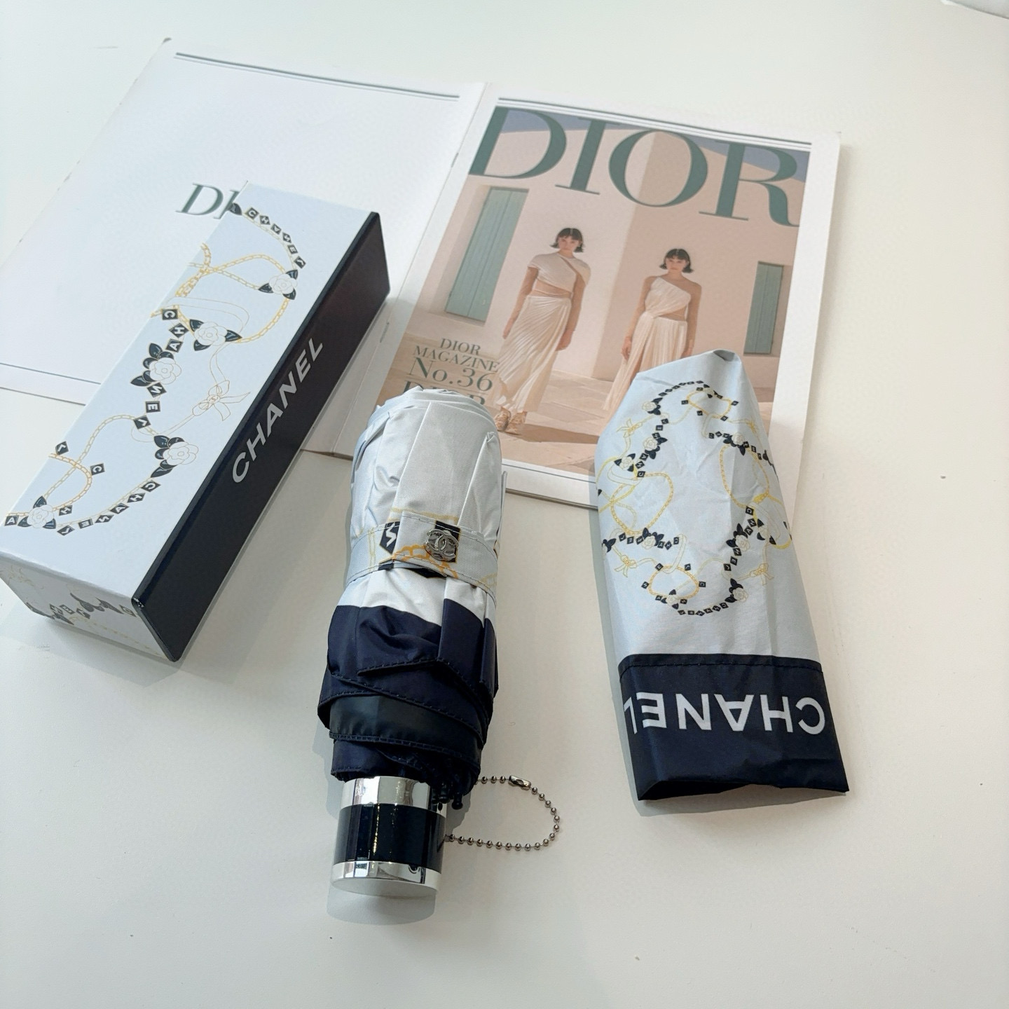  CHANEL（香奈儿）五折手动折叠晴雨伞 选用台 湾进口UV防紫外线伞布 原单代工级品质  🌹2色