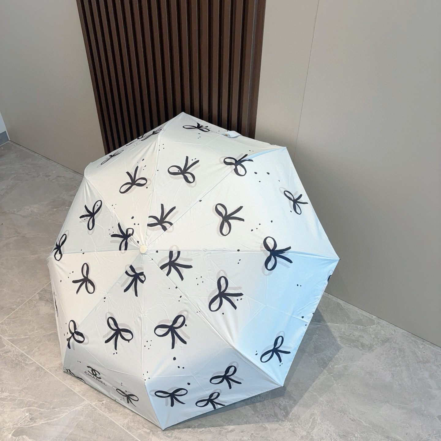  CHANEL（香奈儿）三折自动折叠晴雨伞 选用台湾进口UV防紫外线伞布 原单代工级品质  🌹