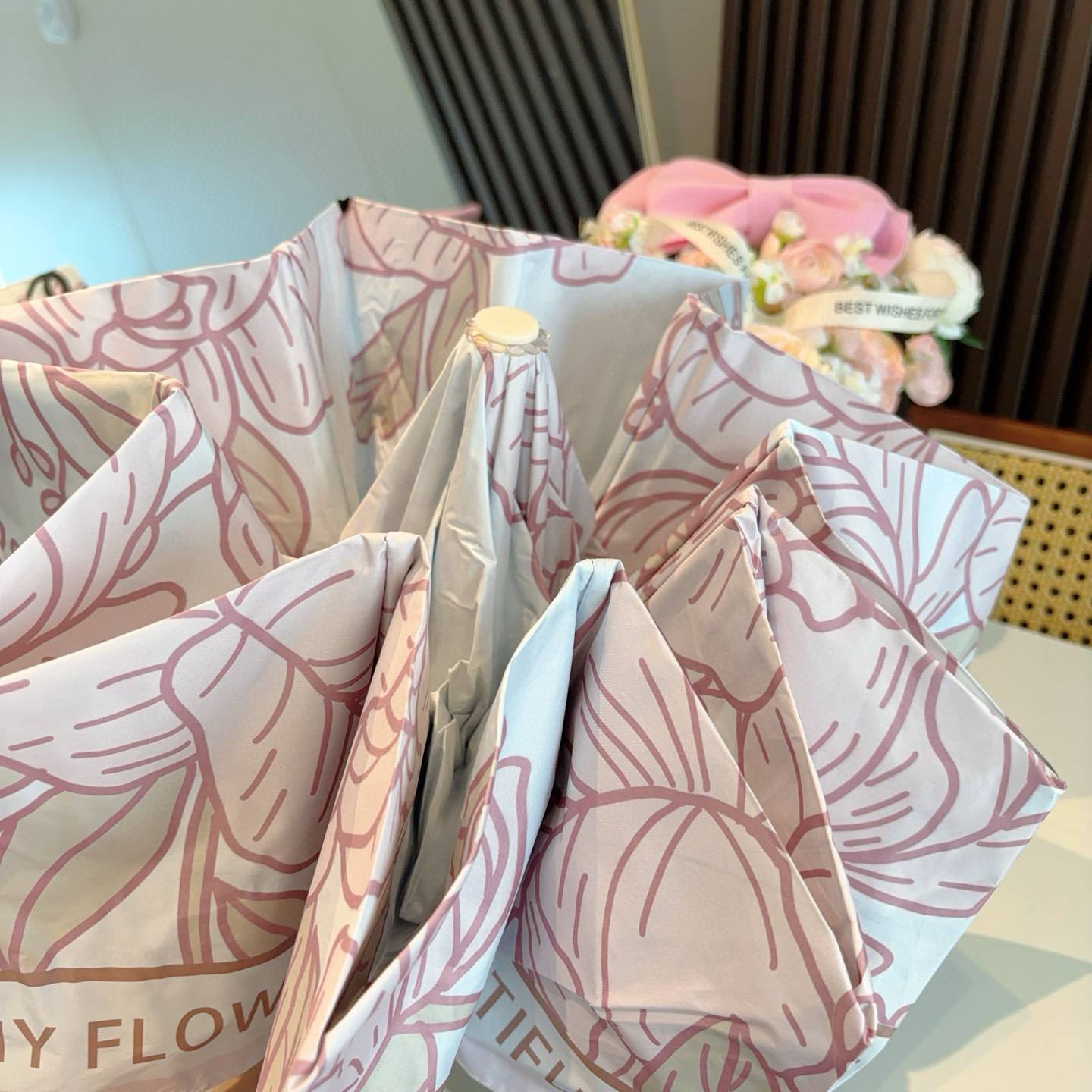  CHANEL（香奈儿）三折自动折叠晴雨伞 选用台湾进口UV防紫外线伞布 原单代工级品质  🌹