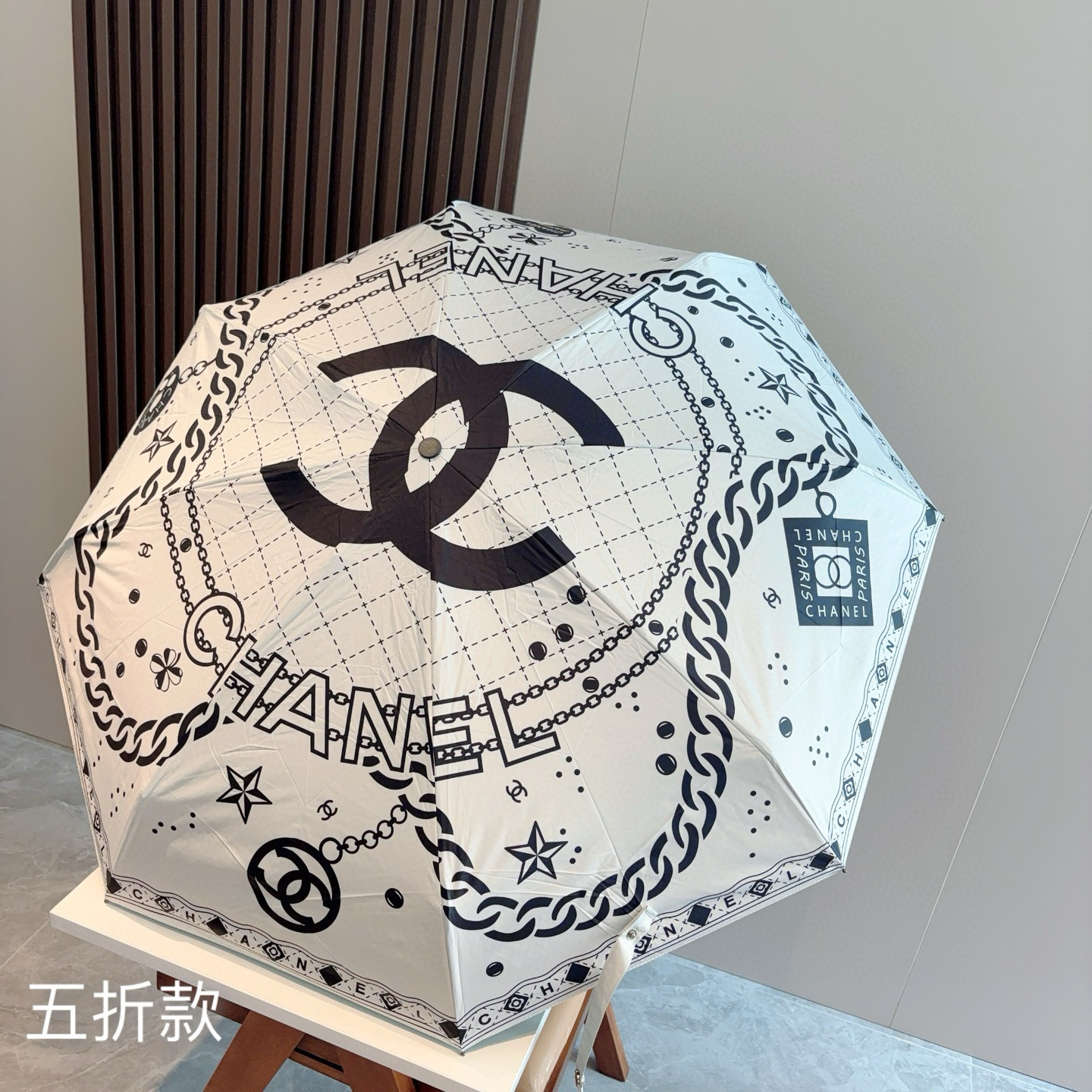  CHANEL（香奈儿）五折手动折叠晴雨伞 选用台 湾进口UV防紫外线伞布 原单代工级品质  🌹2色