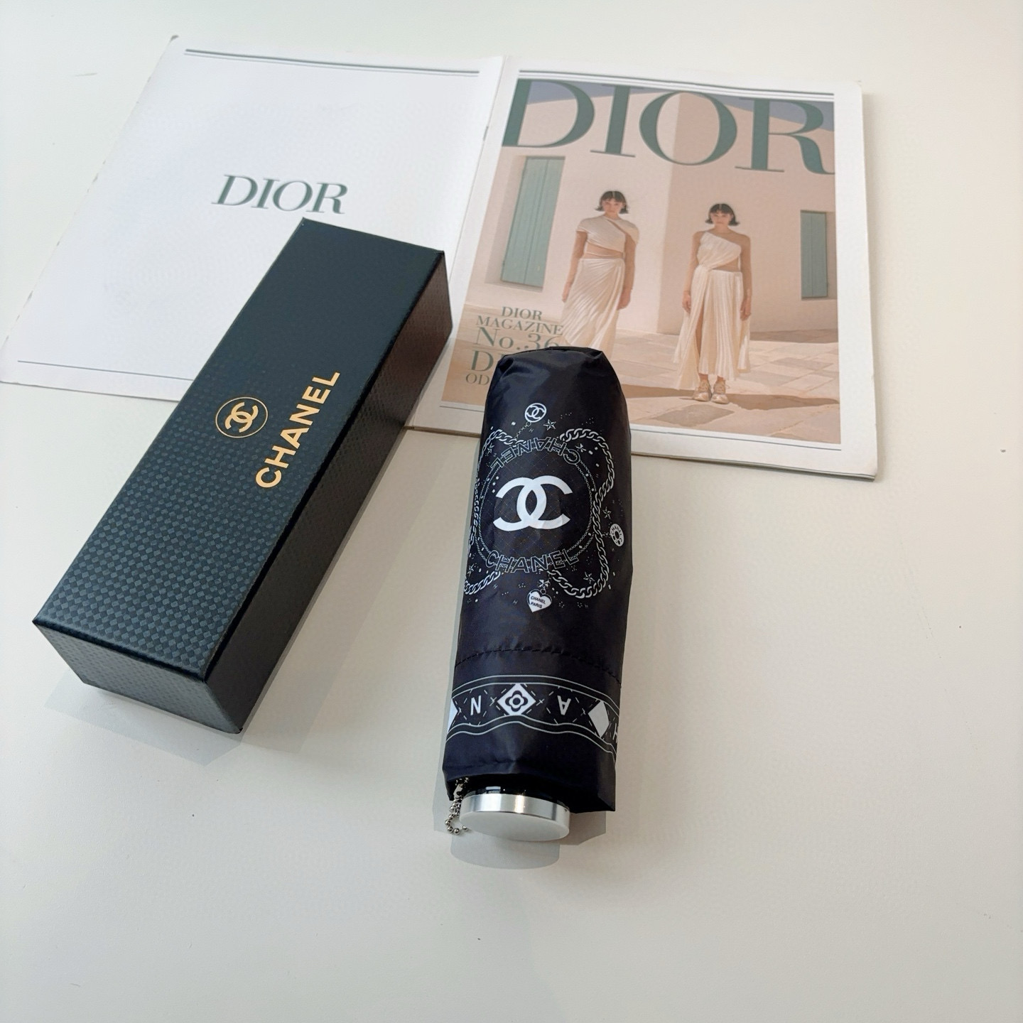  CHANEL（香奈儿）五折手动折叠晴雨伞 选用台 湾进口UV防紫外线伞布 原单代工级品质  🌹2色