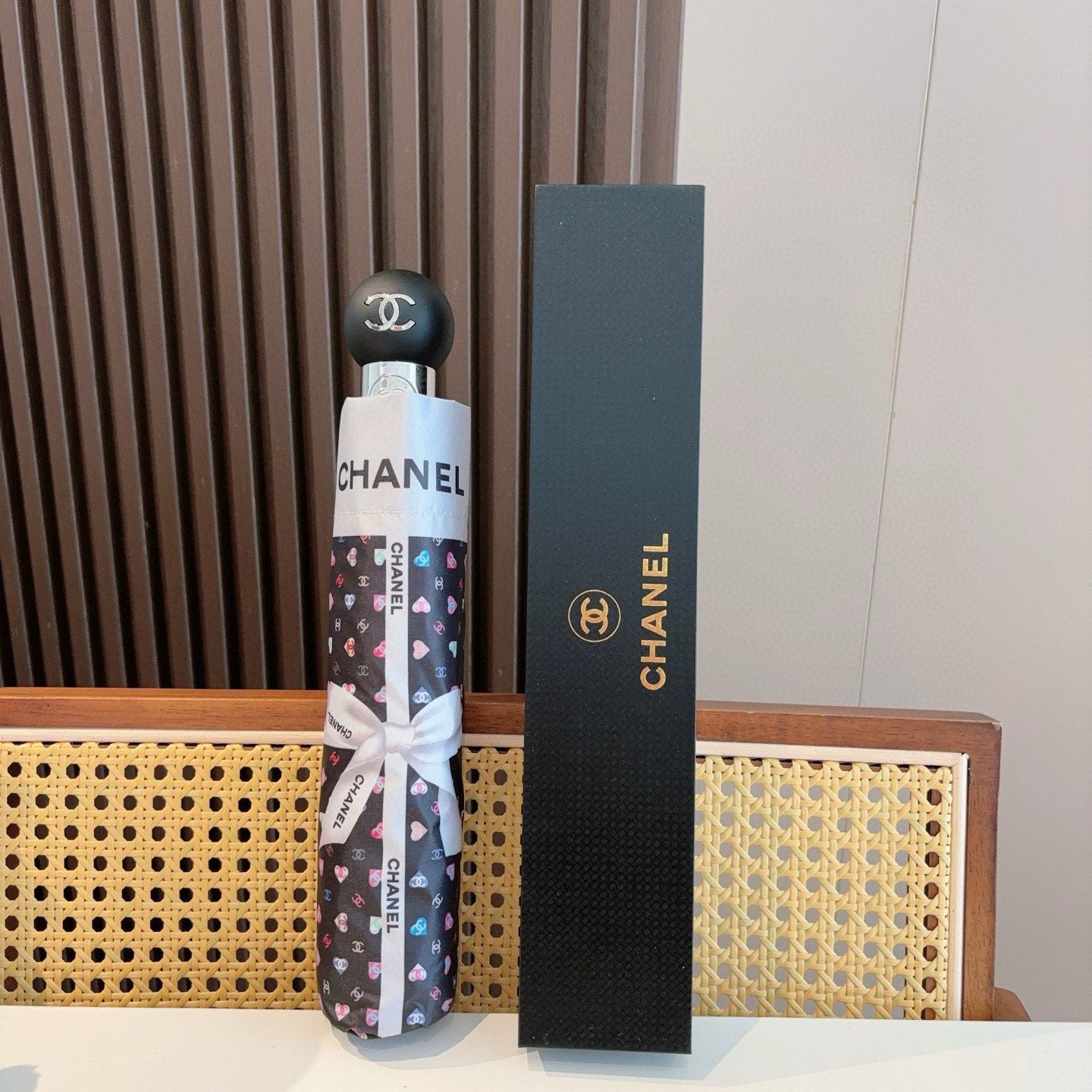  CHANEL（香奈儿）三折自动折叠晴雨伞 选用台湾进口UV防紫外线伞布 原单代工级品质 