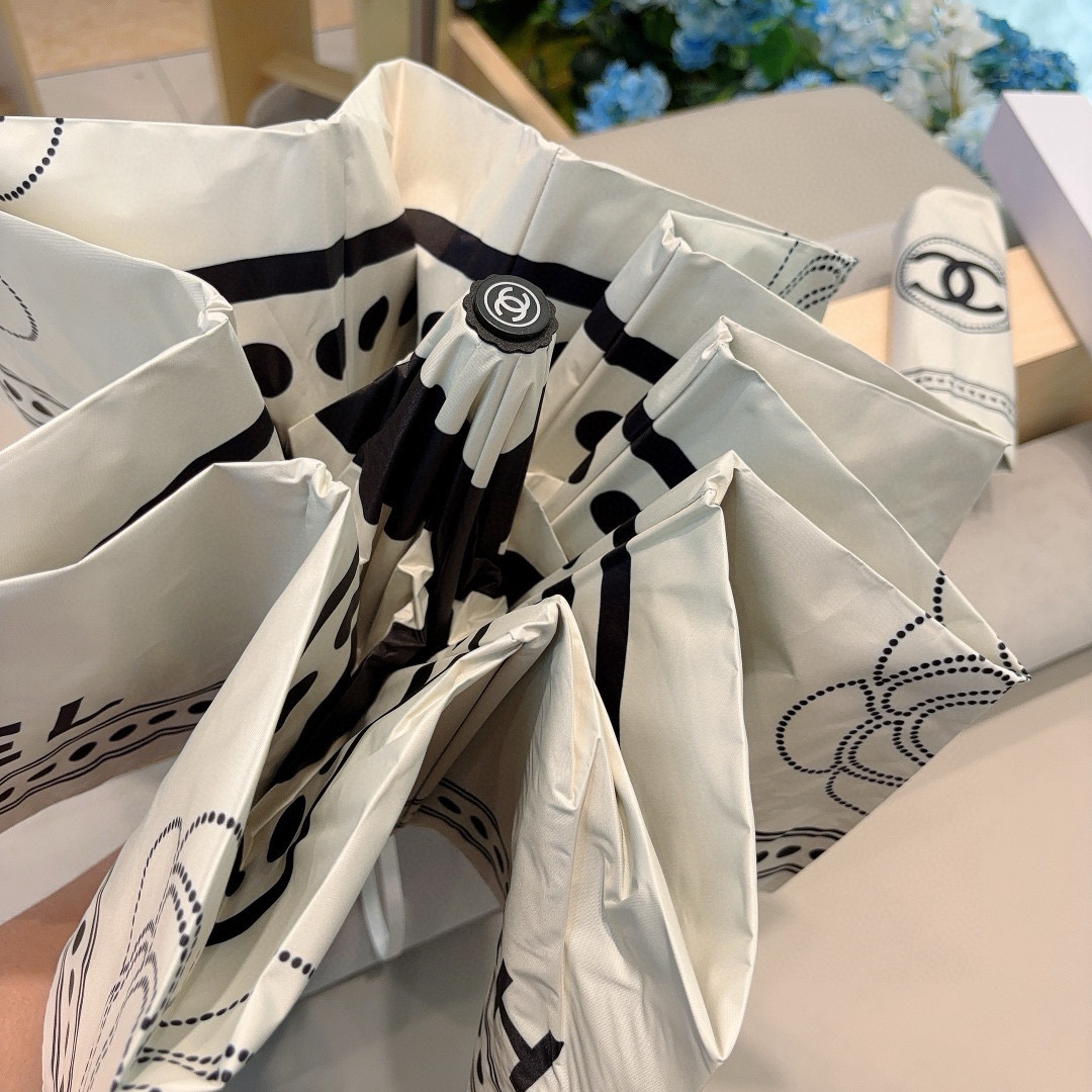  CHANEL（香奈儿）三折自动折叠晴雨伞 选用台湾进口UV防紫外线伞布 原单代工级品质 