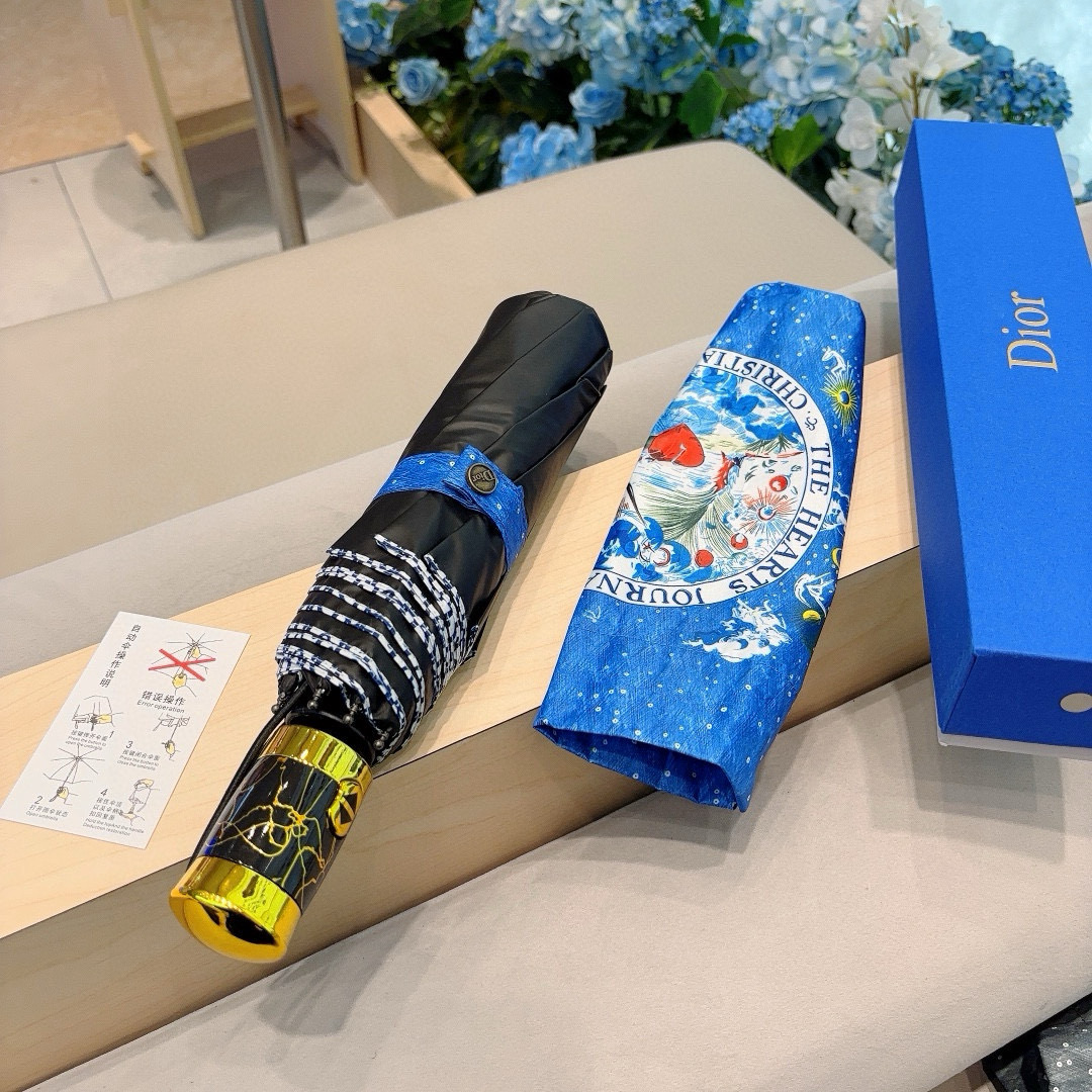  DIOR（迪奥） 三折自动折叠晴雨伞  时尚原单代工品质 细节精致 看得见的品质 打破一成不变 色泽纯