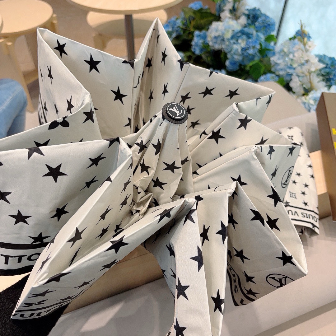 LOUIS VUITTON （路易威登）新款 三折自动折叠晴雨伞 新涂层技术深色伞面 拥有令人惊喜的遮光