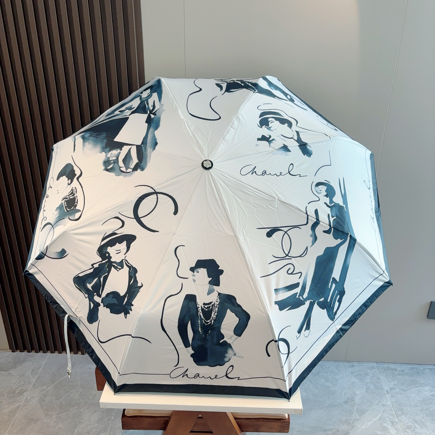  CHANEL（香奈儿）三折自动折叠晴雨伞 选用台湾进口UV防紫外线伞布 原单代工级品质 