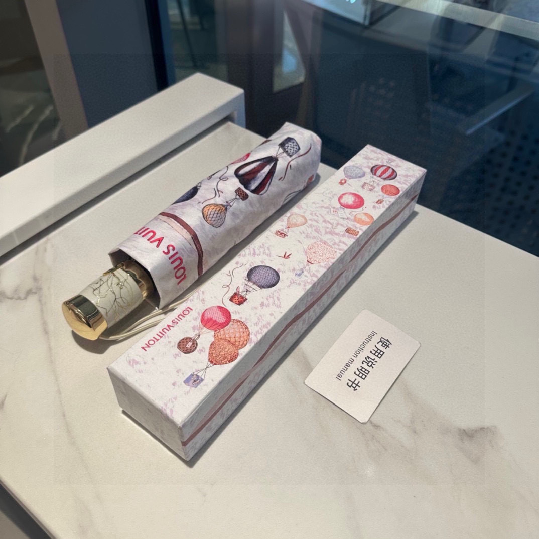  LOUIS VUITTON （路易威登）三折自动折叠晴雨伞 新涂层技术深色伞面 拥有令人惊喜的遮光效果