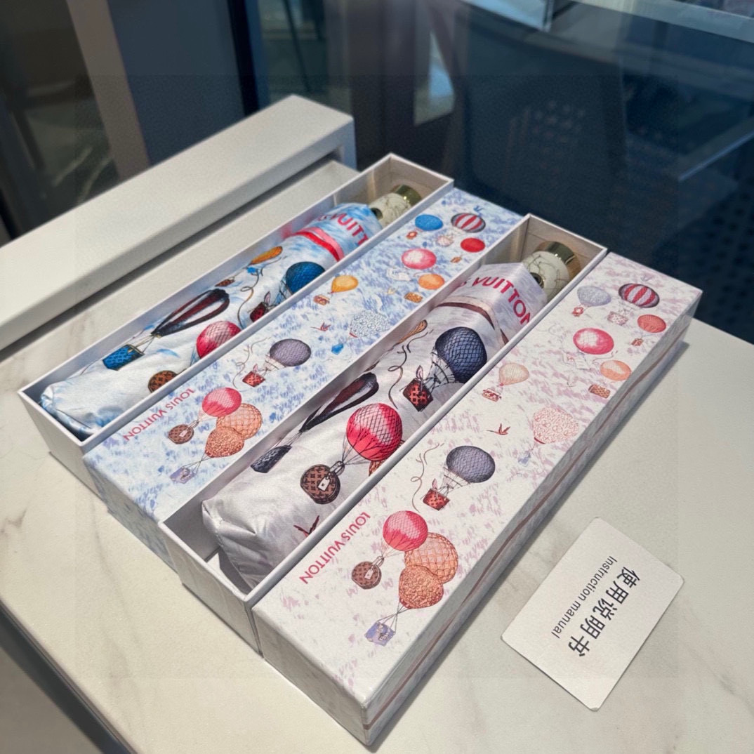  LOUIS VUITTON （路易威登）三折自动折叠晴雨伞 新涂层技术深色伞面 拥有令人惊喜的遮光效果